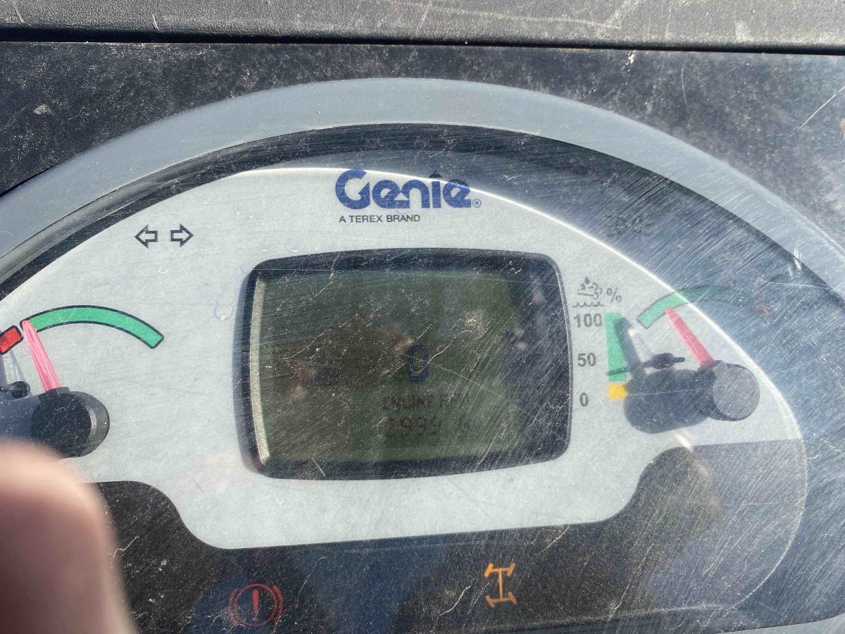 2017 Genie GTH-1056