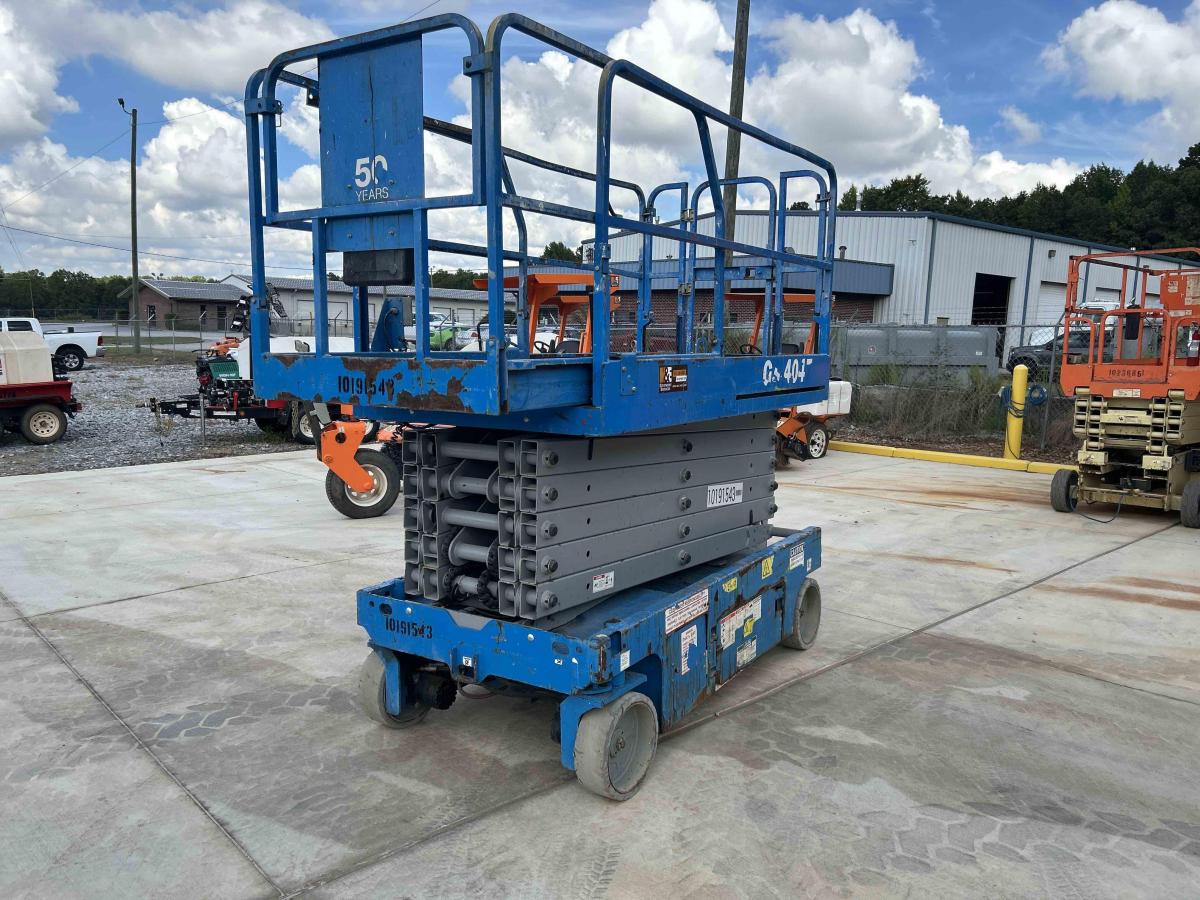 2016 Genie GS-4047