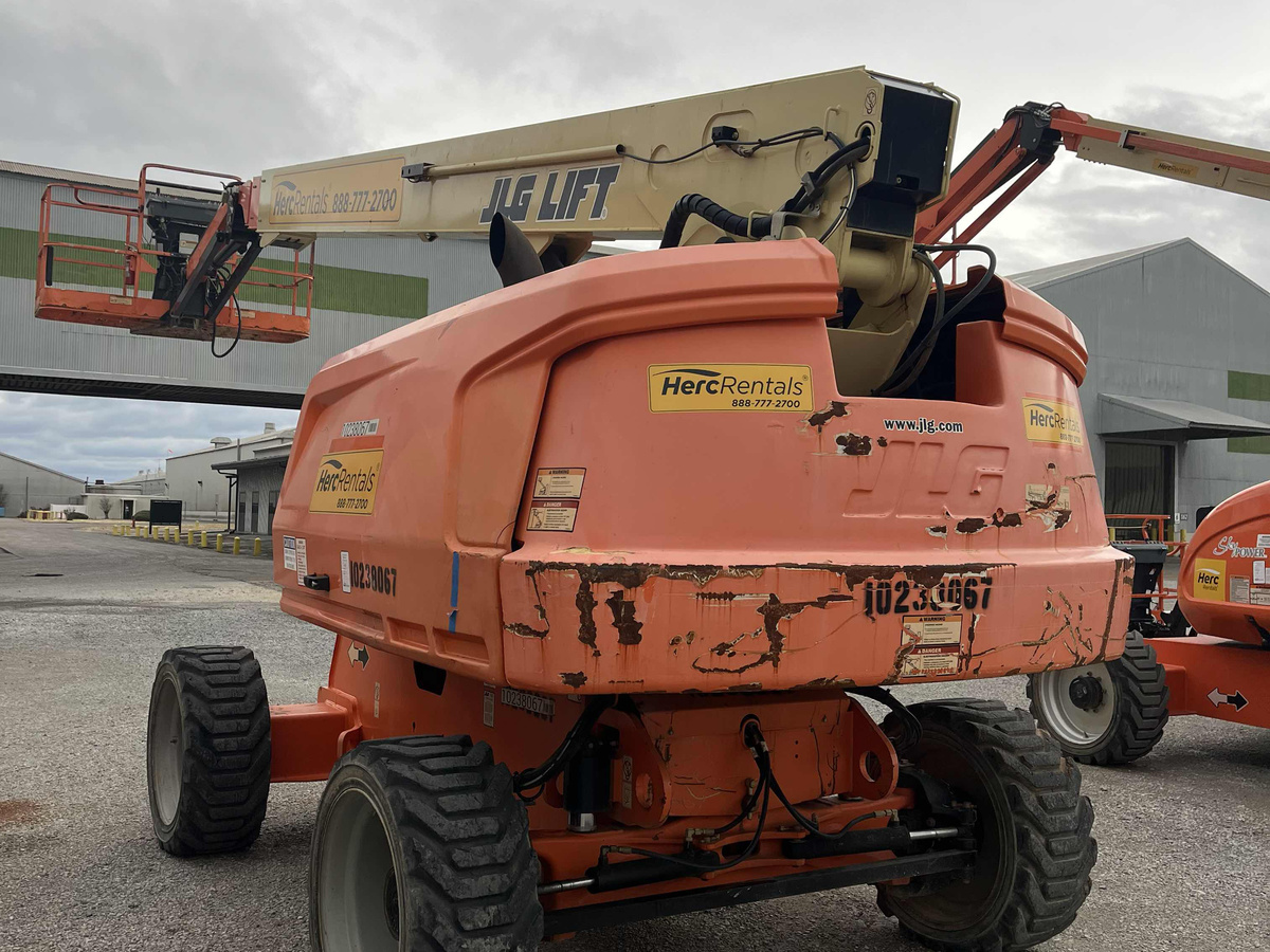 2018 JLG 660SJ-3