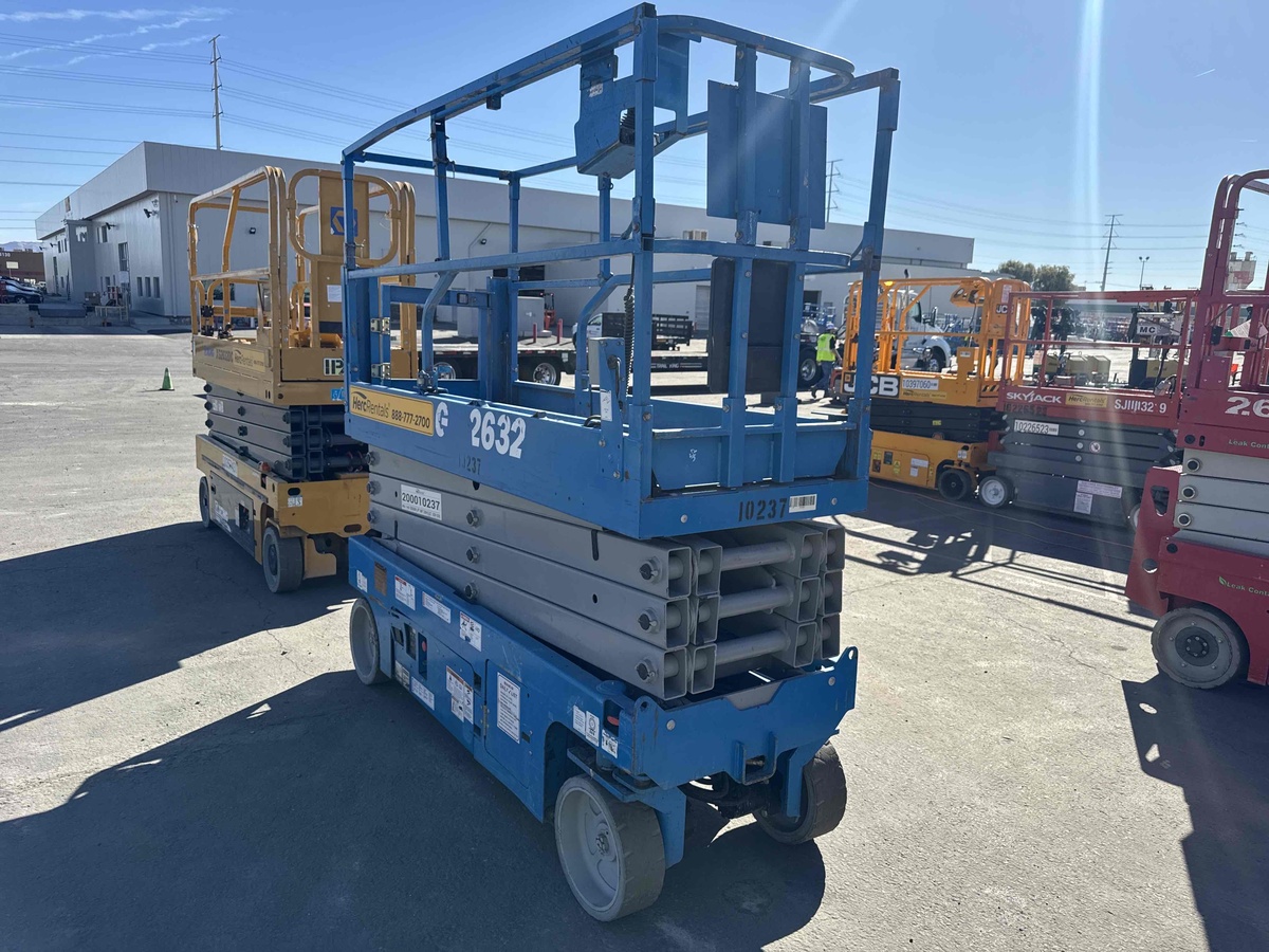 2017 Genie GS-2632-4