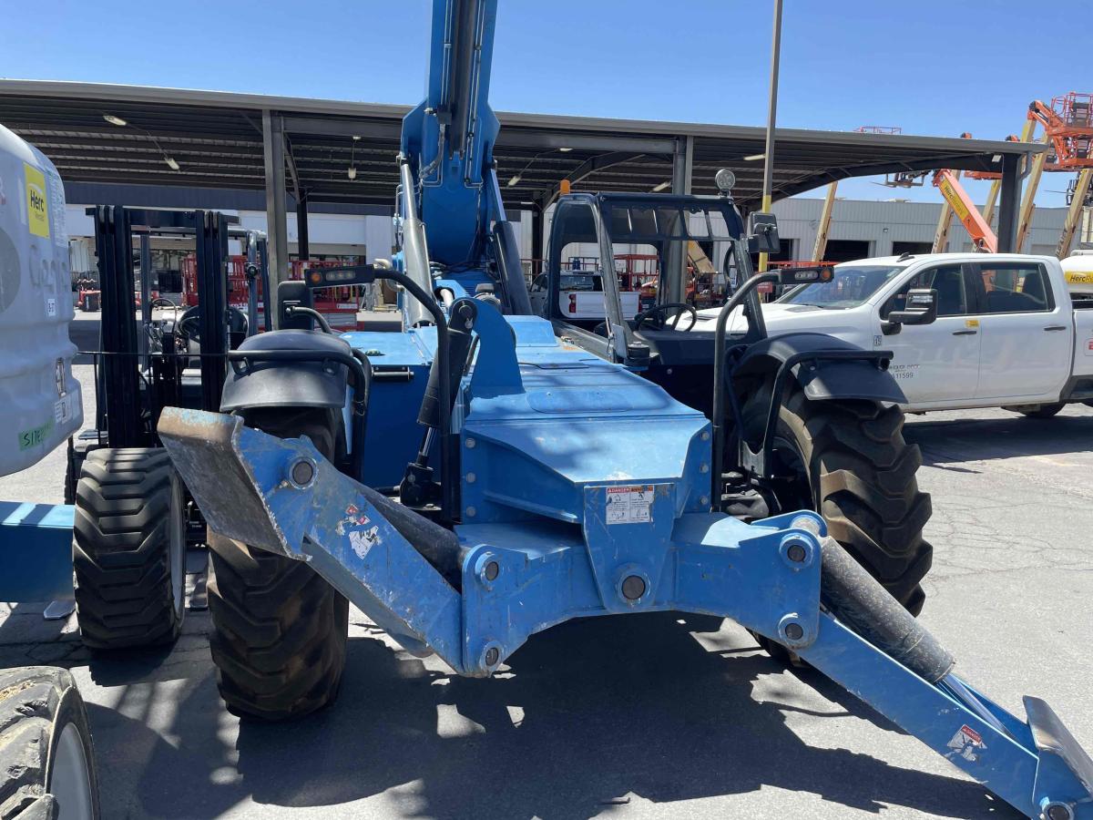 2019 Genie GTH-1056
