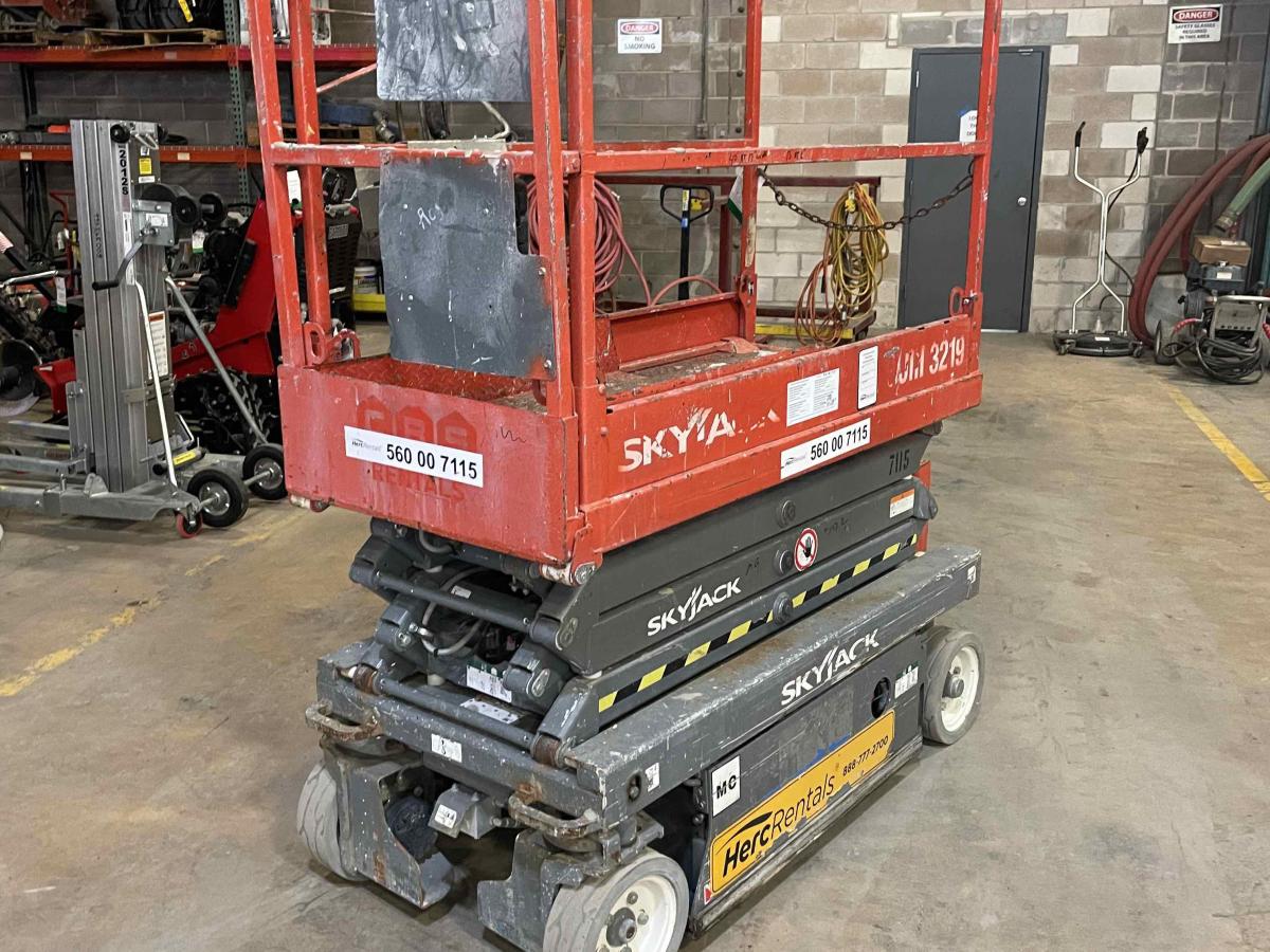 2015 Skyjack SJ3219