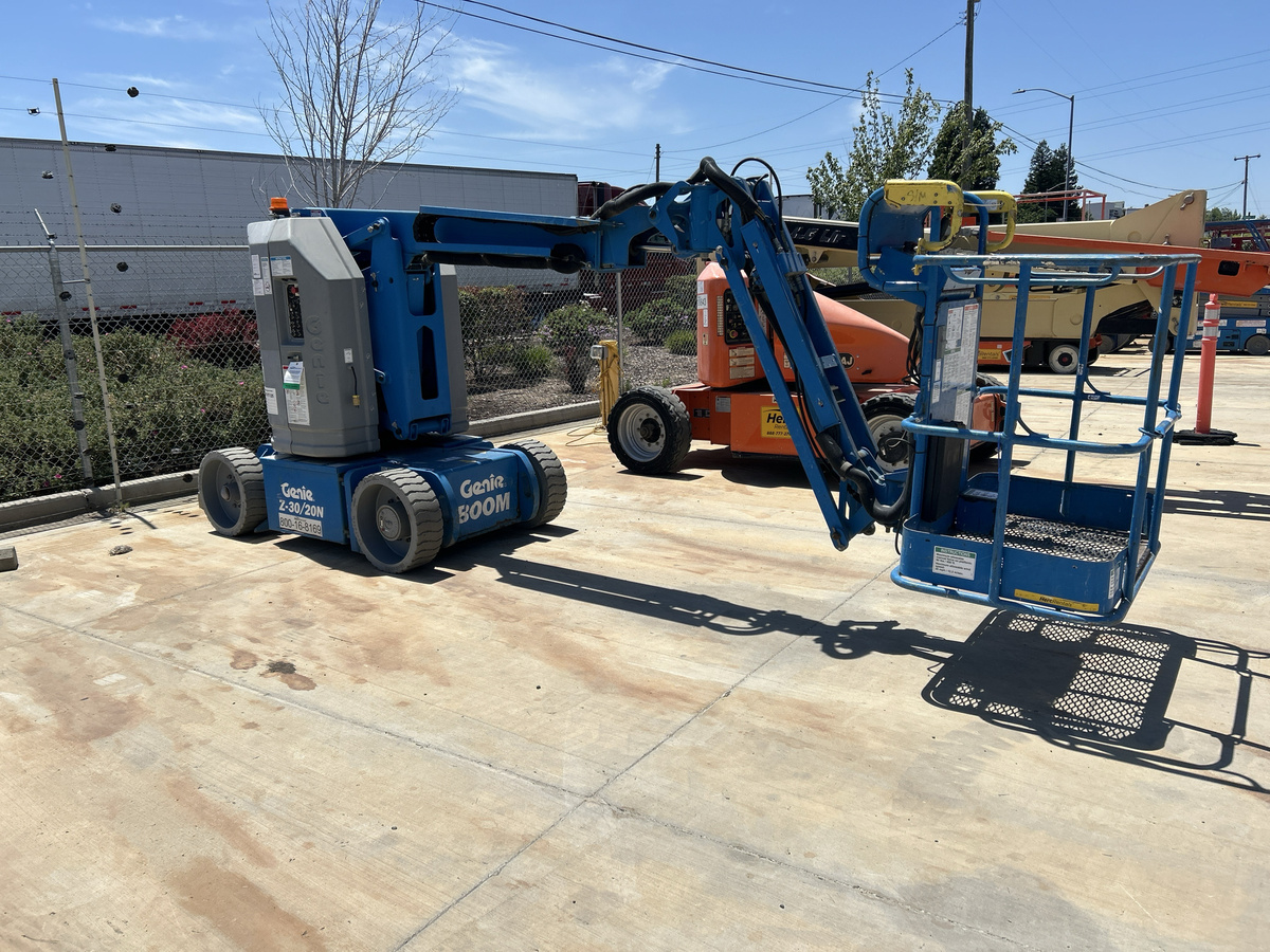 2017 Genie Z-30/20 N