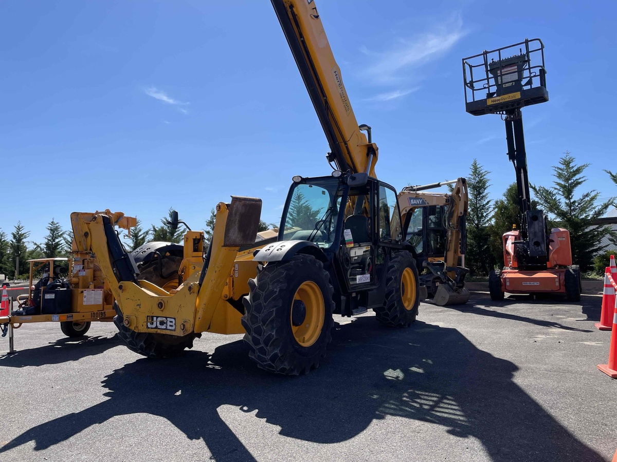 2018 JCB 510-56-3