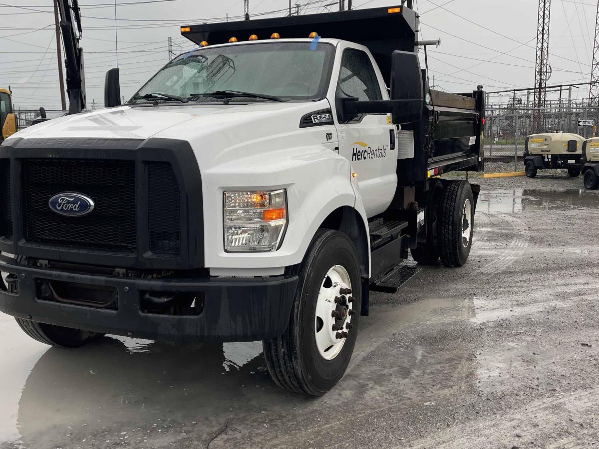 2018 Ford F750