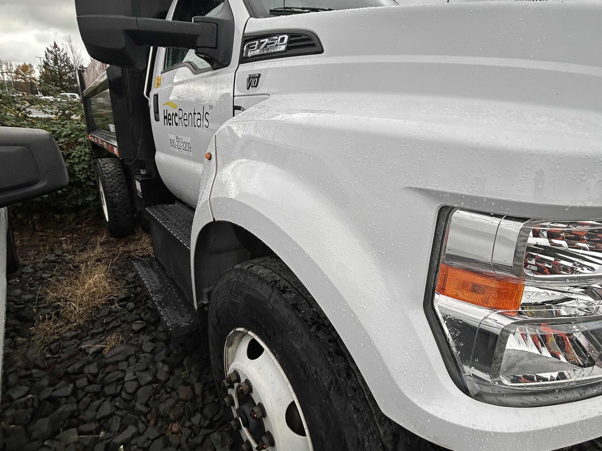2018 Ford F750-5