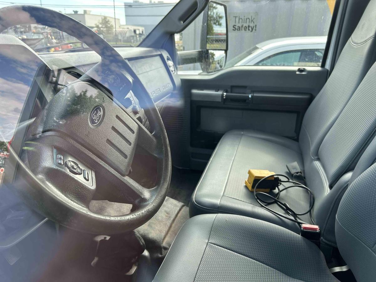 2018 Ford F750-5