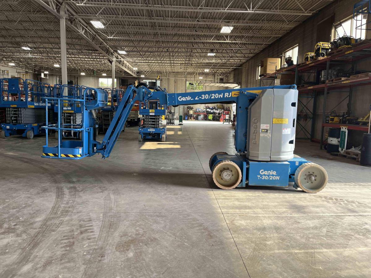 2014 Genie Z-30/20 N