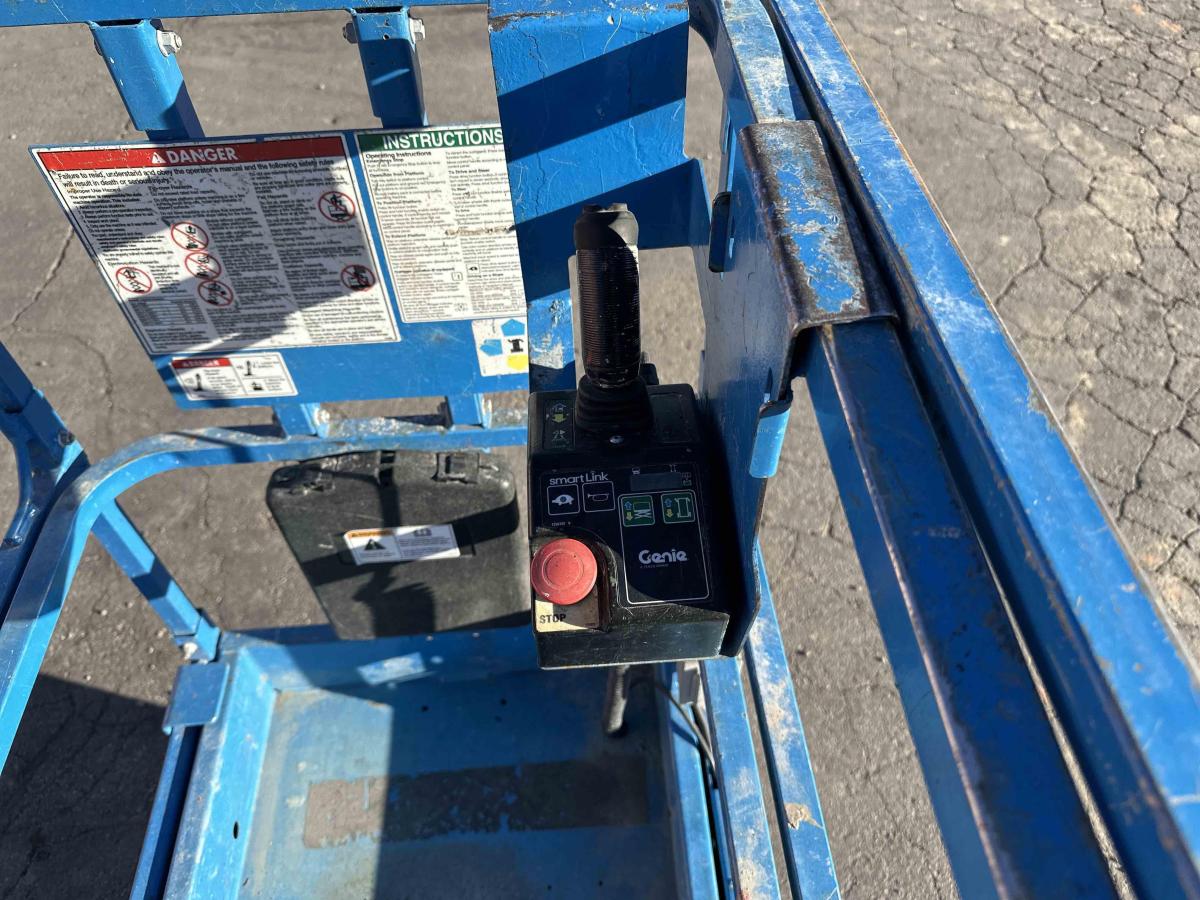 2017 Genie GS-2632