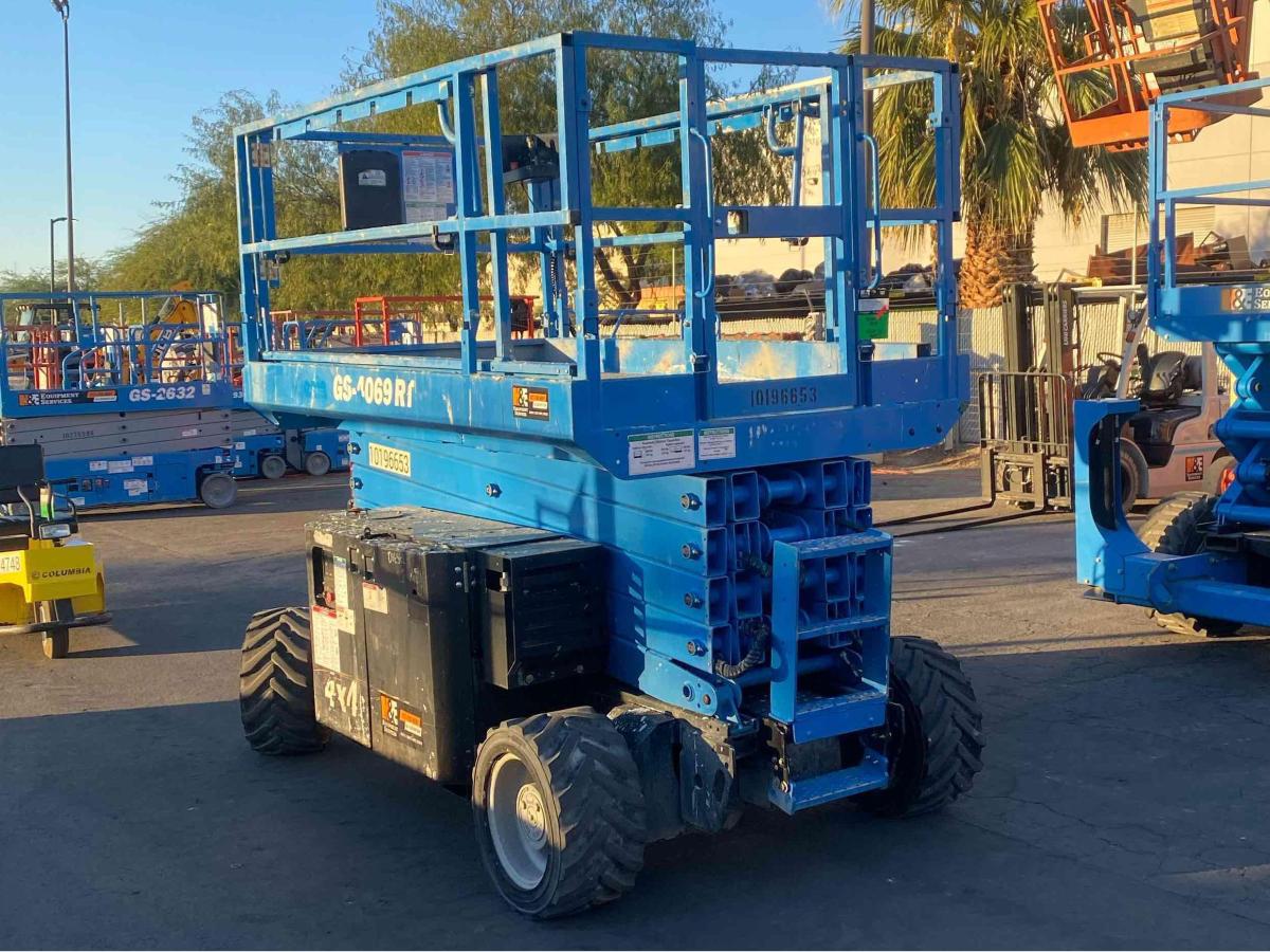2016 Genie GS-4069 RT