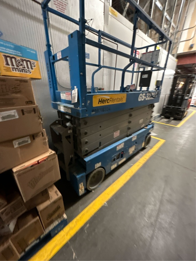2018 Genie GS-3232-2