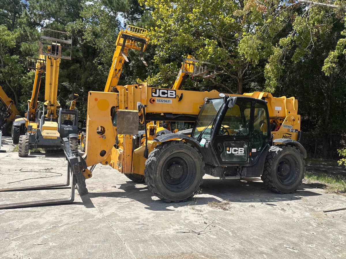 2021 JCB 512-56