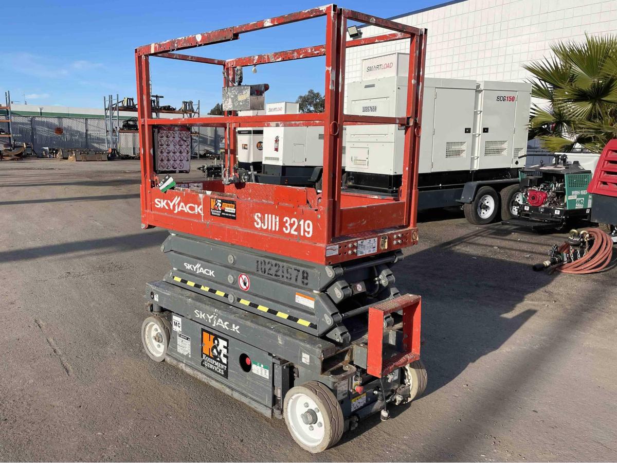 2017 Skyjack SJ3219