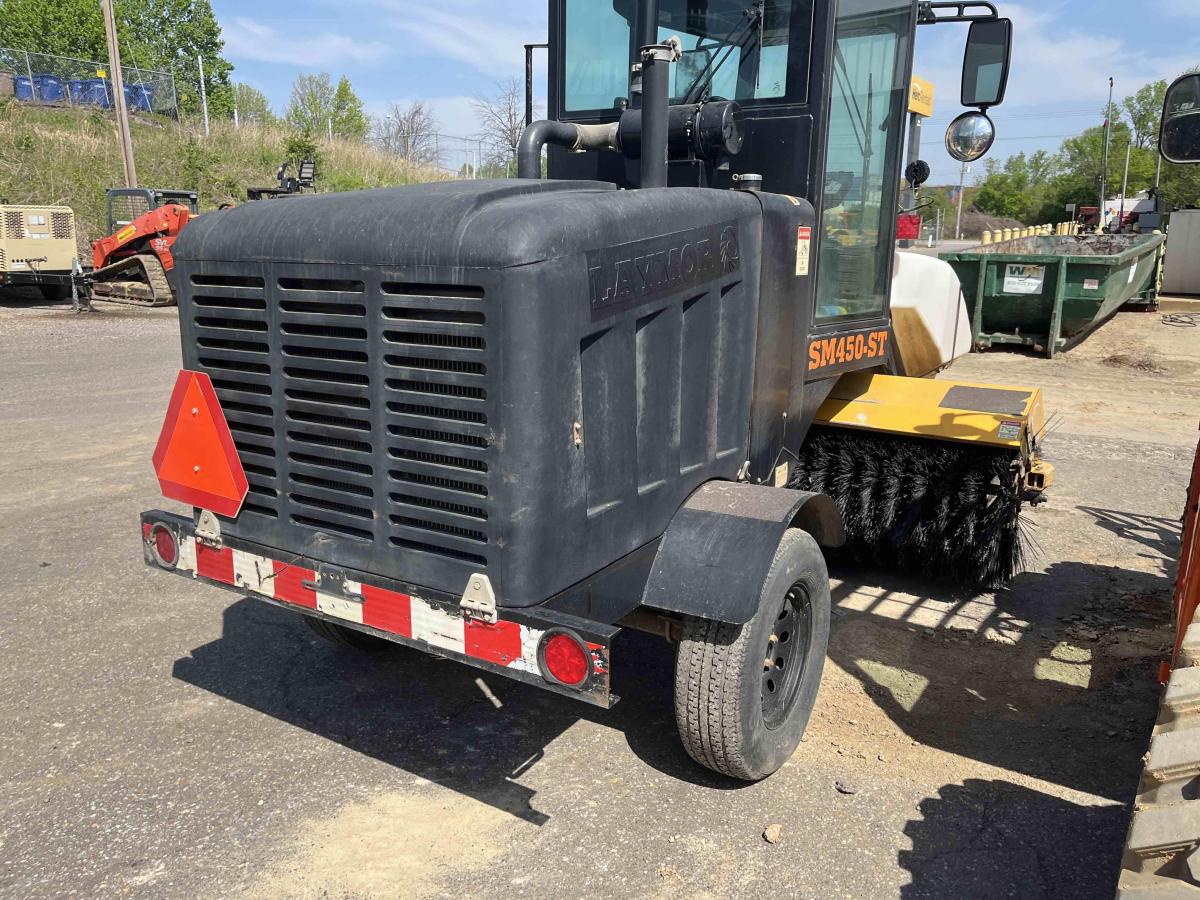 2018 LayMor SweepMaster 450-ST
