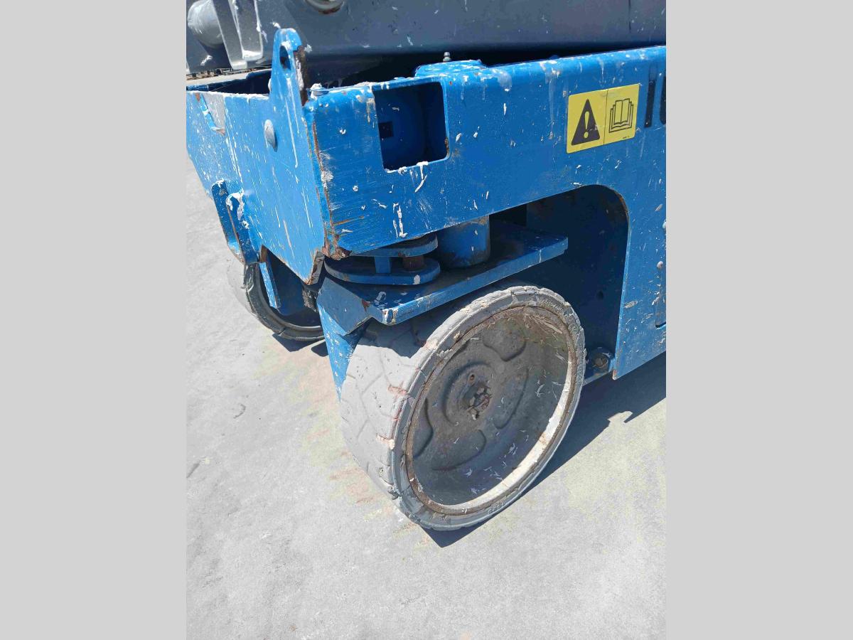 2017 Genie GS-2632