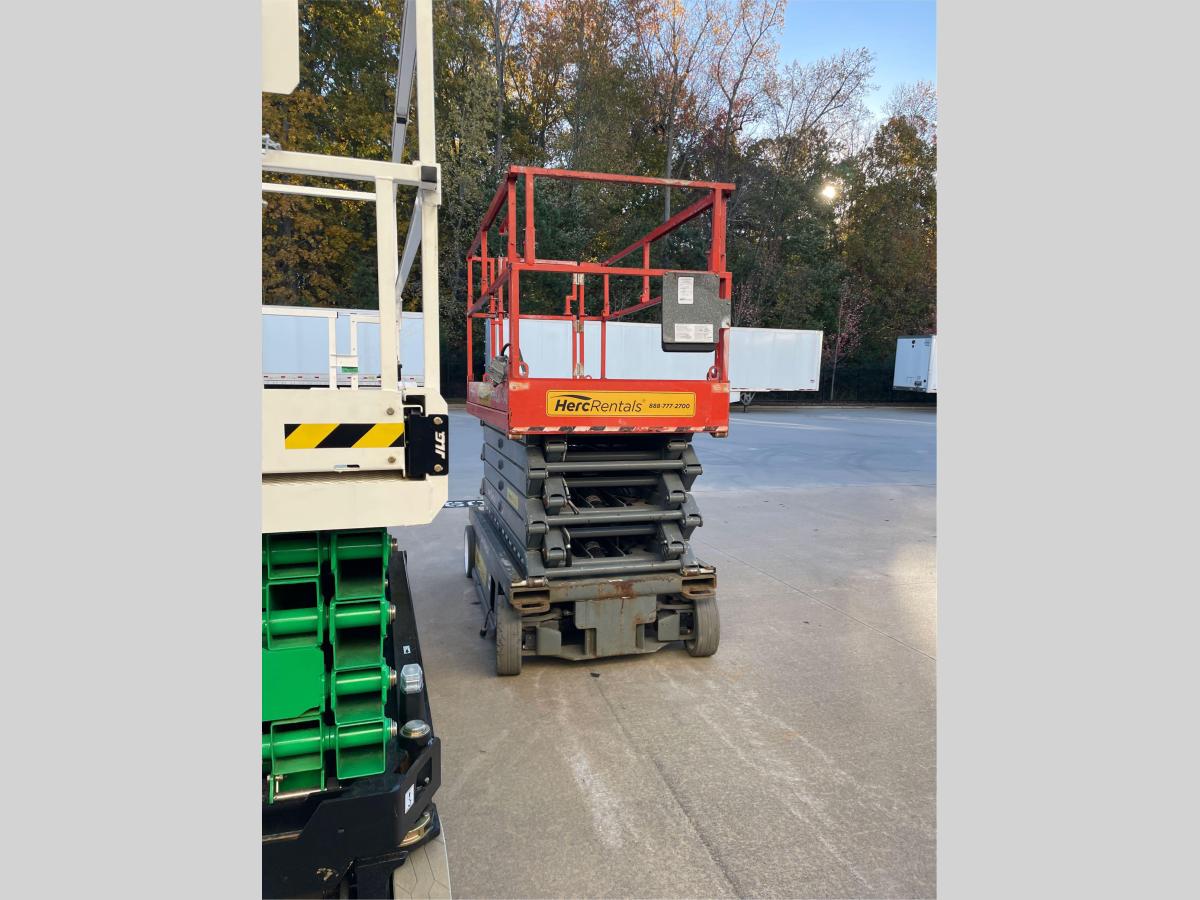 2018 Skyjack SJ4740