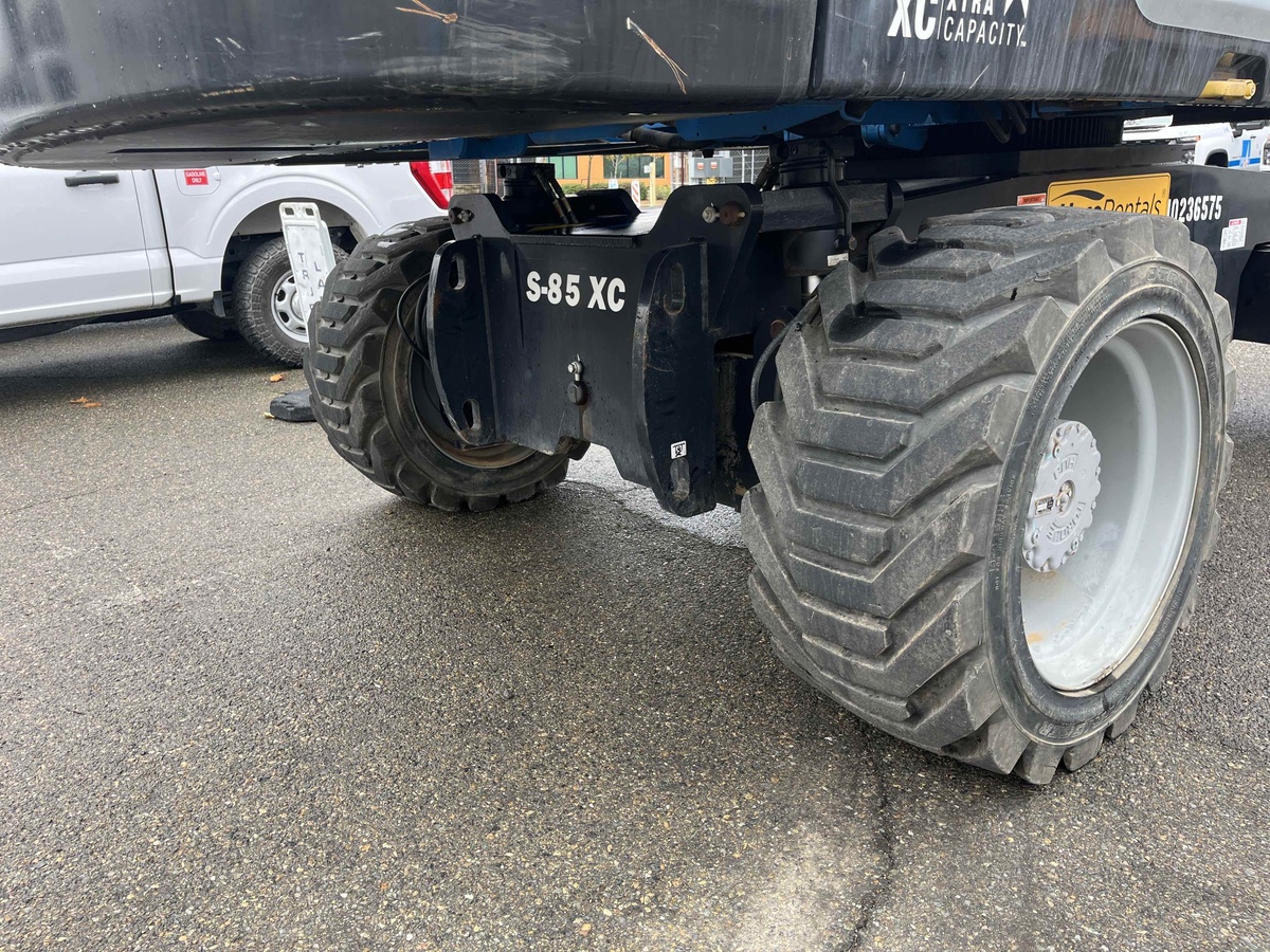 2018 Genie S-85-11