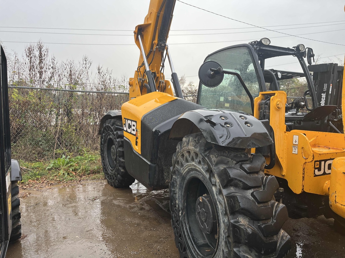 2019 JCB 507-42-13