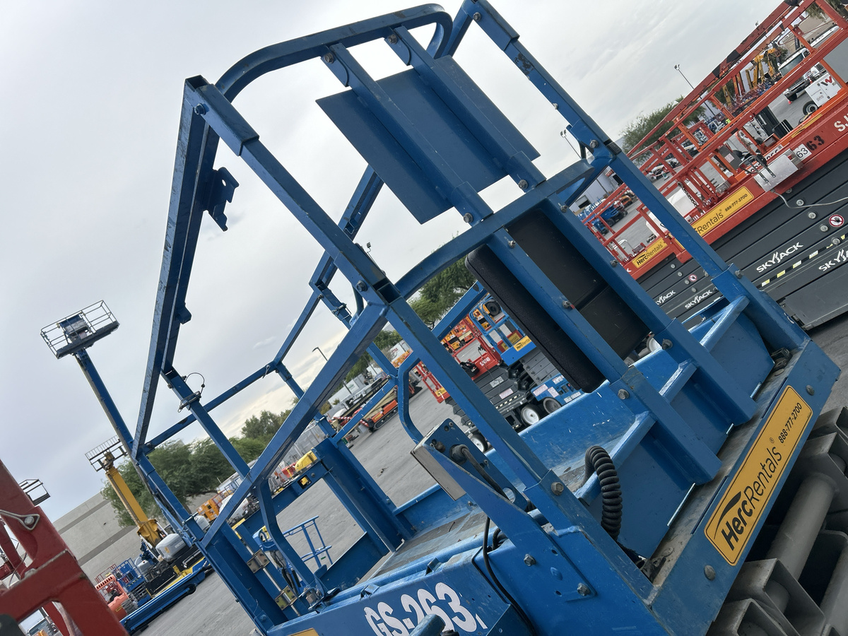 2017 Genie GS-2632-3