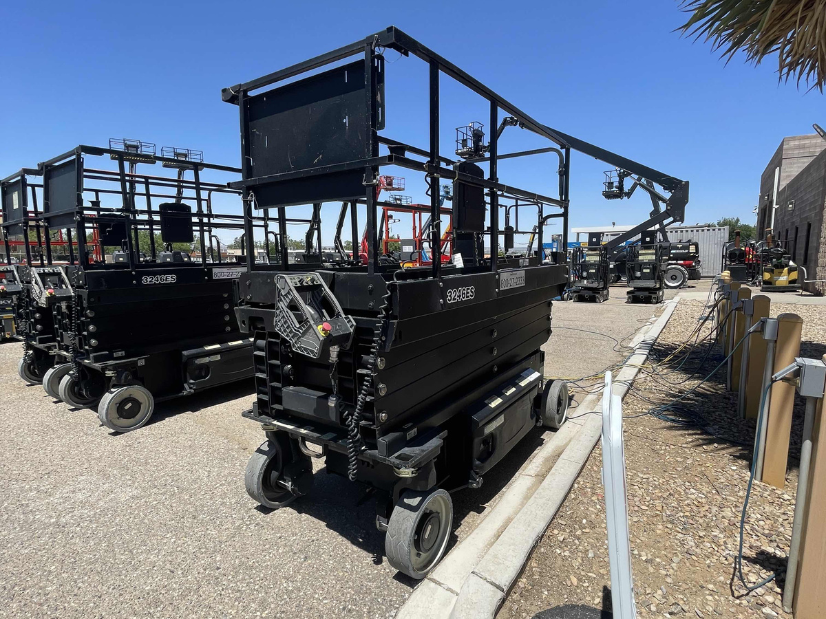 2019 JLG 3246ES-3