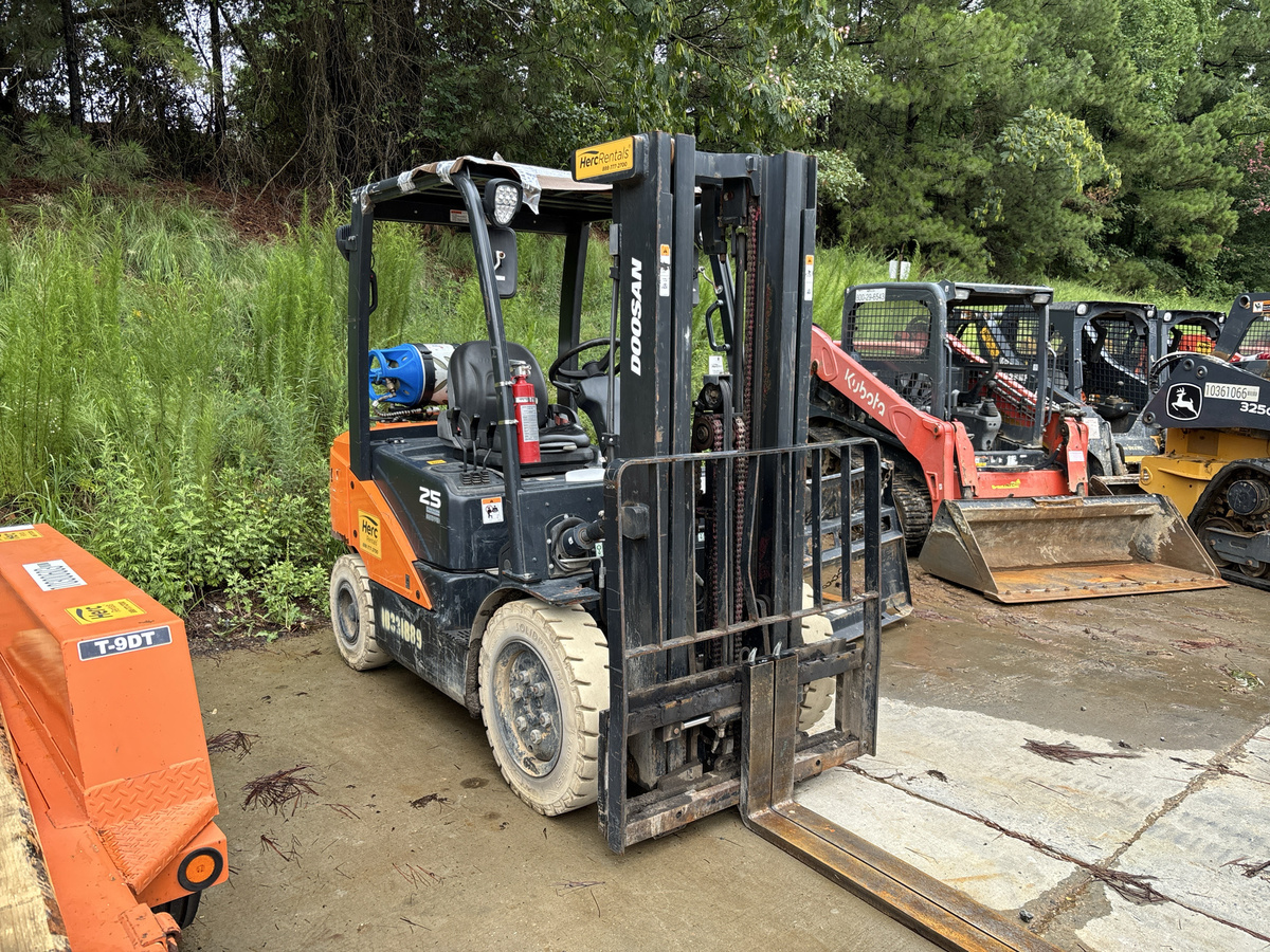 2021 Doosan G25N-7