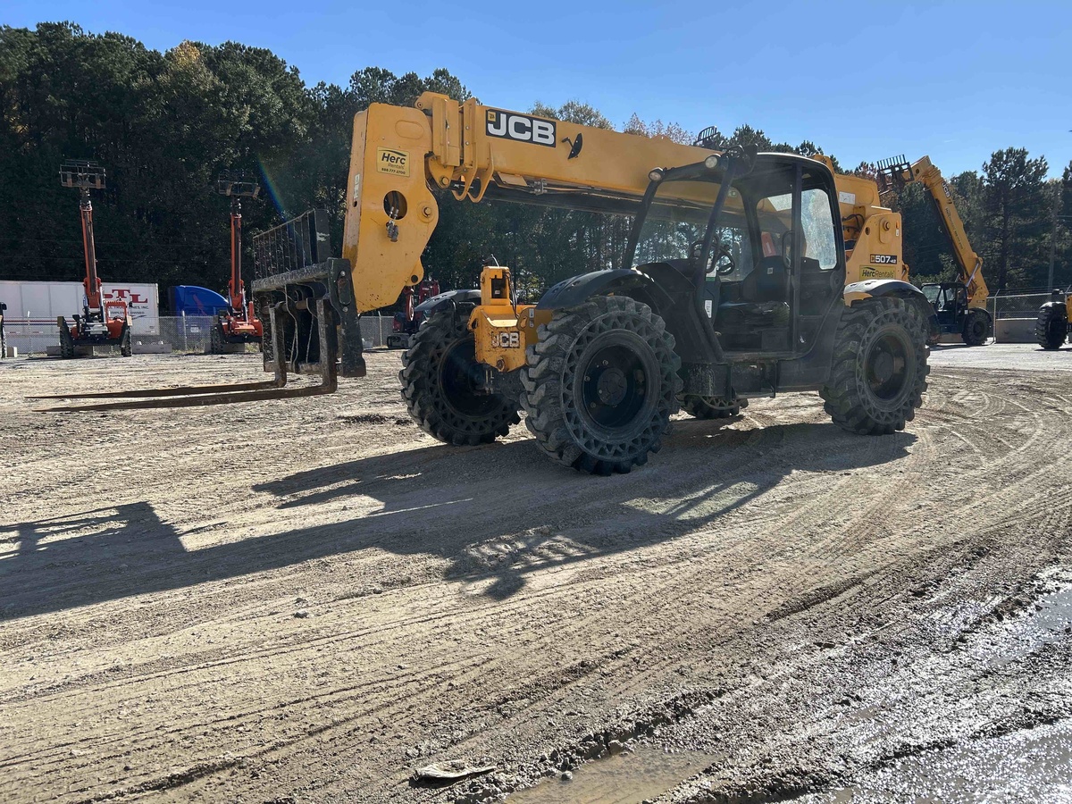 2019 JCB 507-42-1