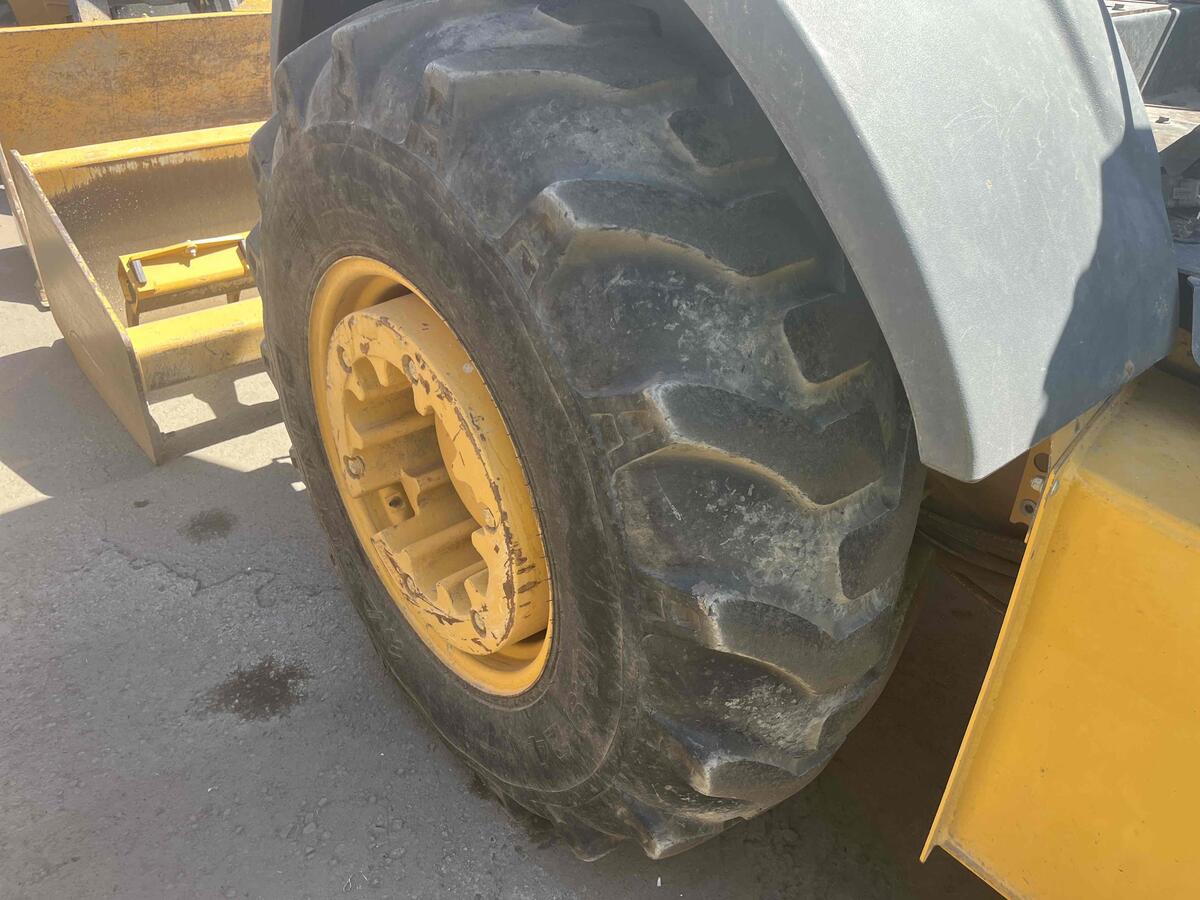 2018 John Deere 210LEP-6