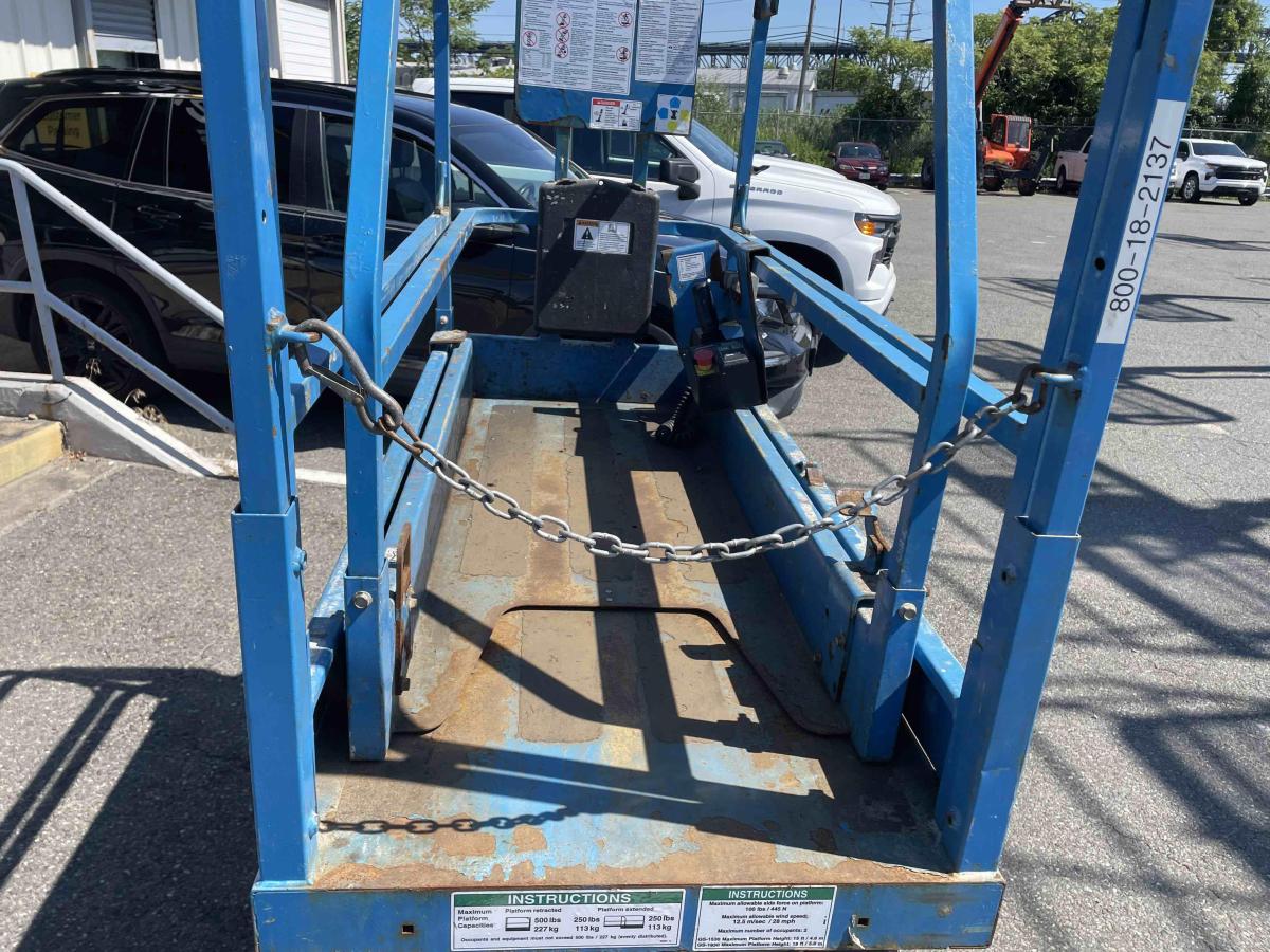 2017 Genie GS-1930