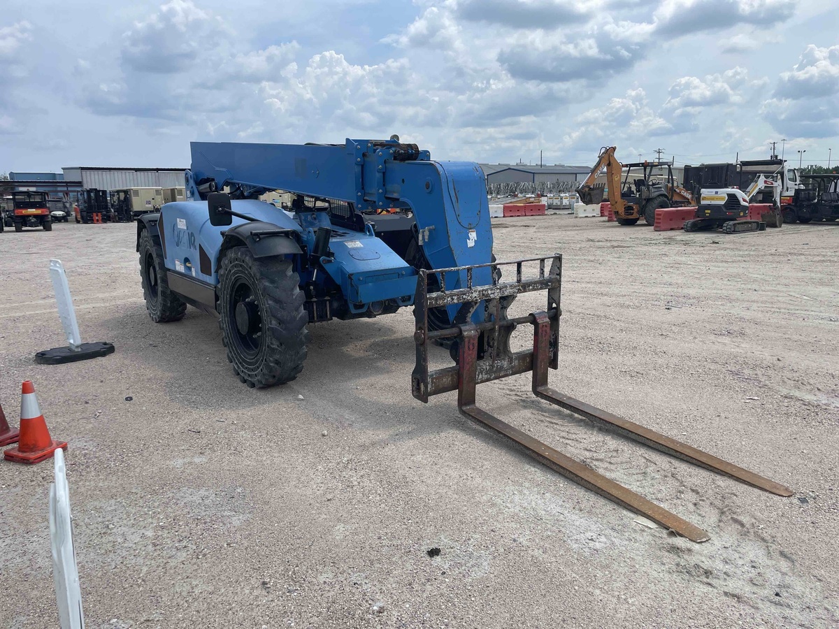 2018 Genie GTH 844-2