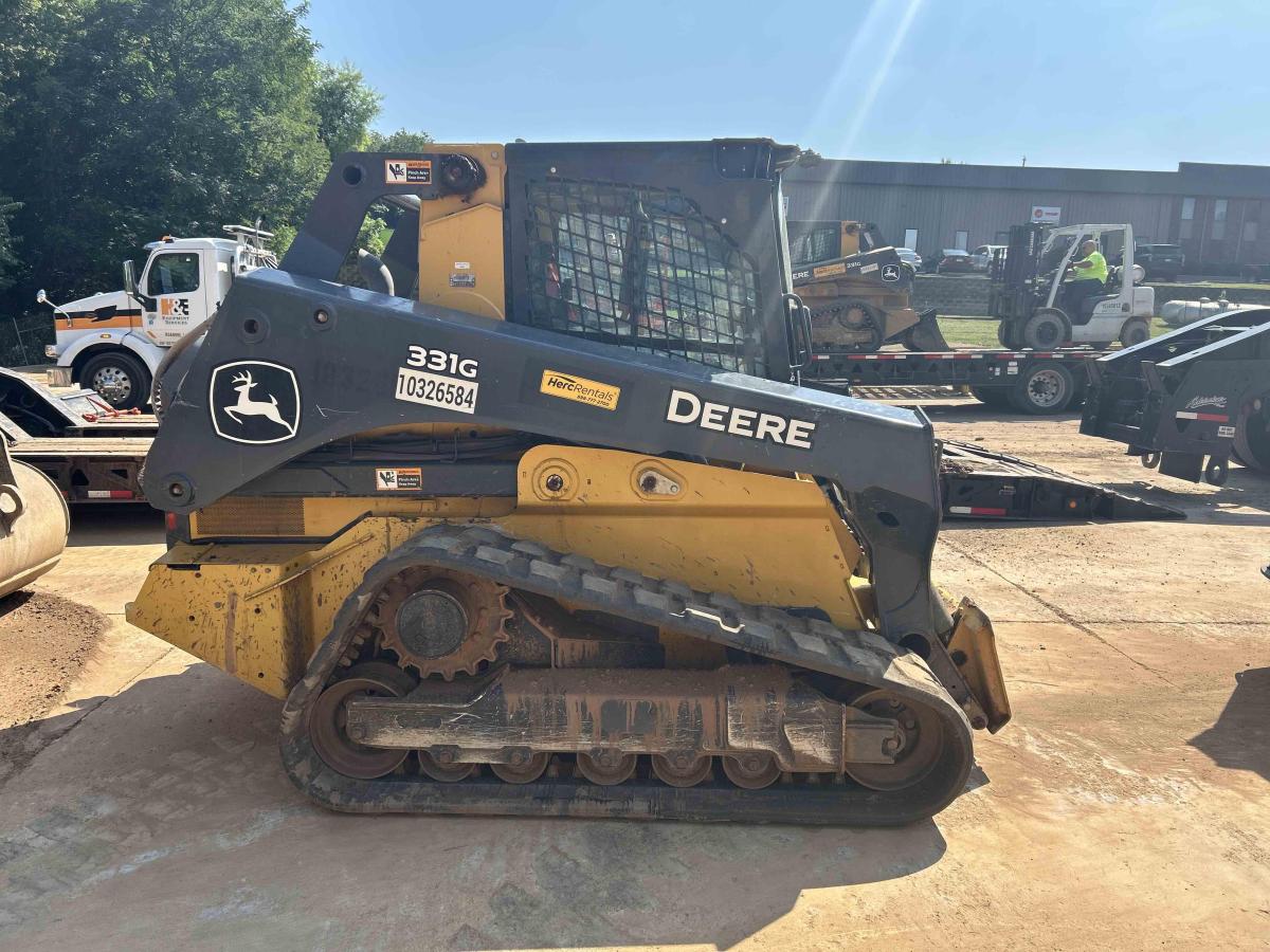 2021 John Deere 331G-1