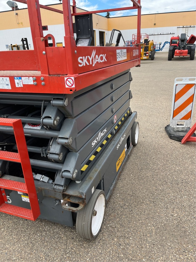 2018 Skyjack SJ4740-4