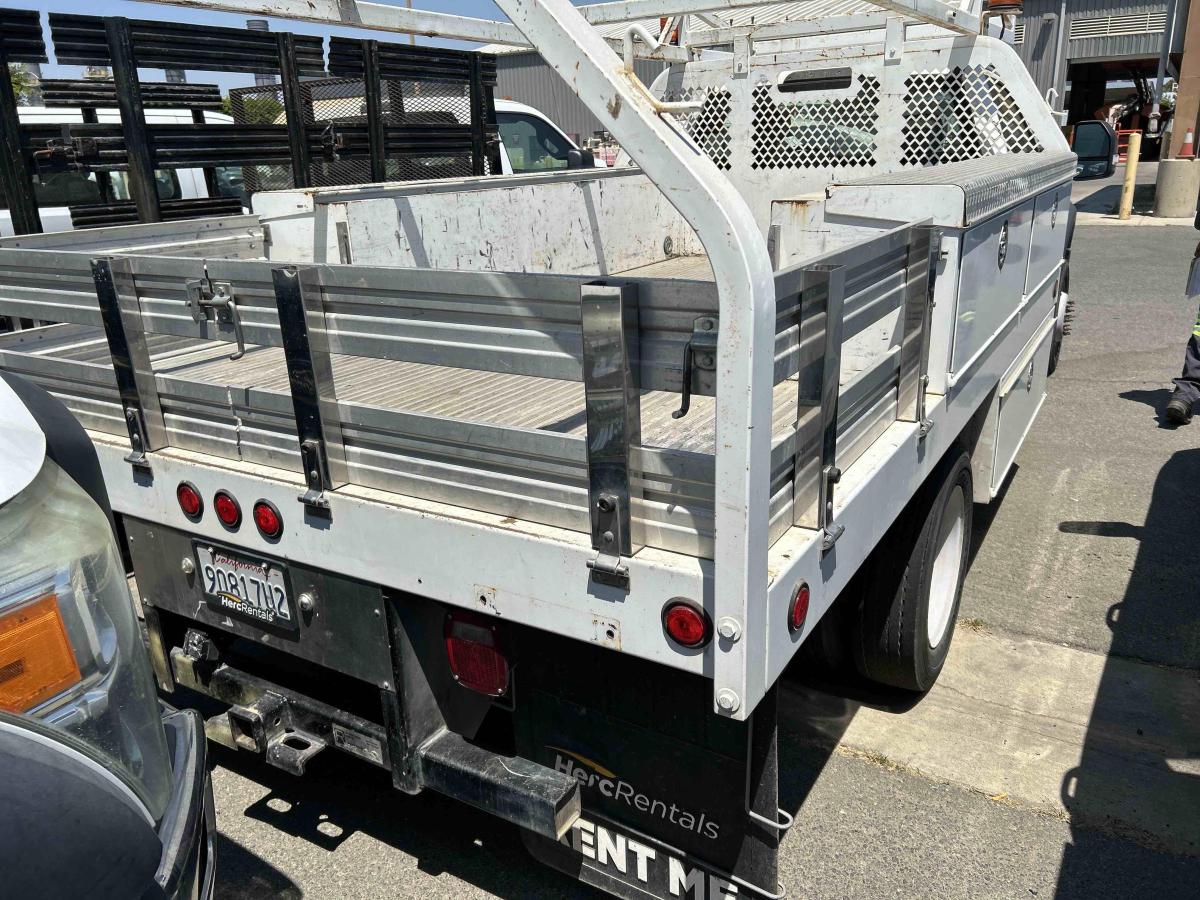 2019 Ford F550-7