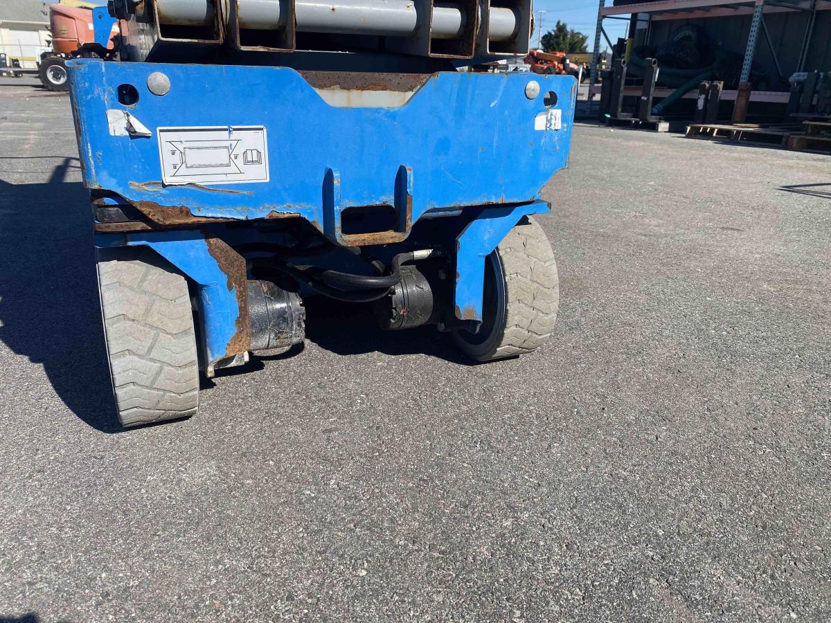 2018 Genie GS-1930