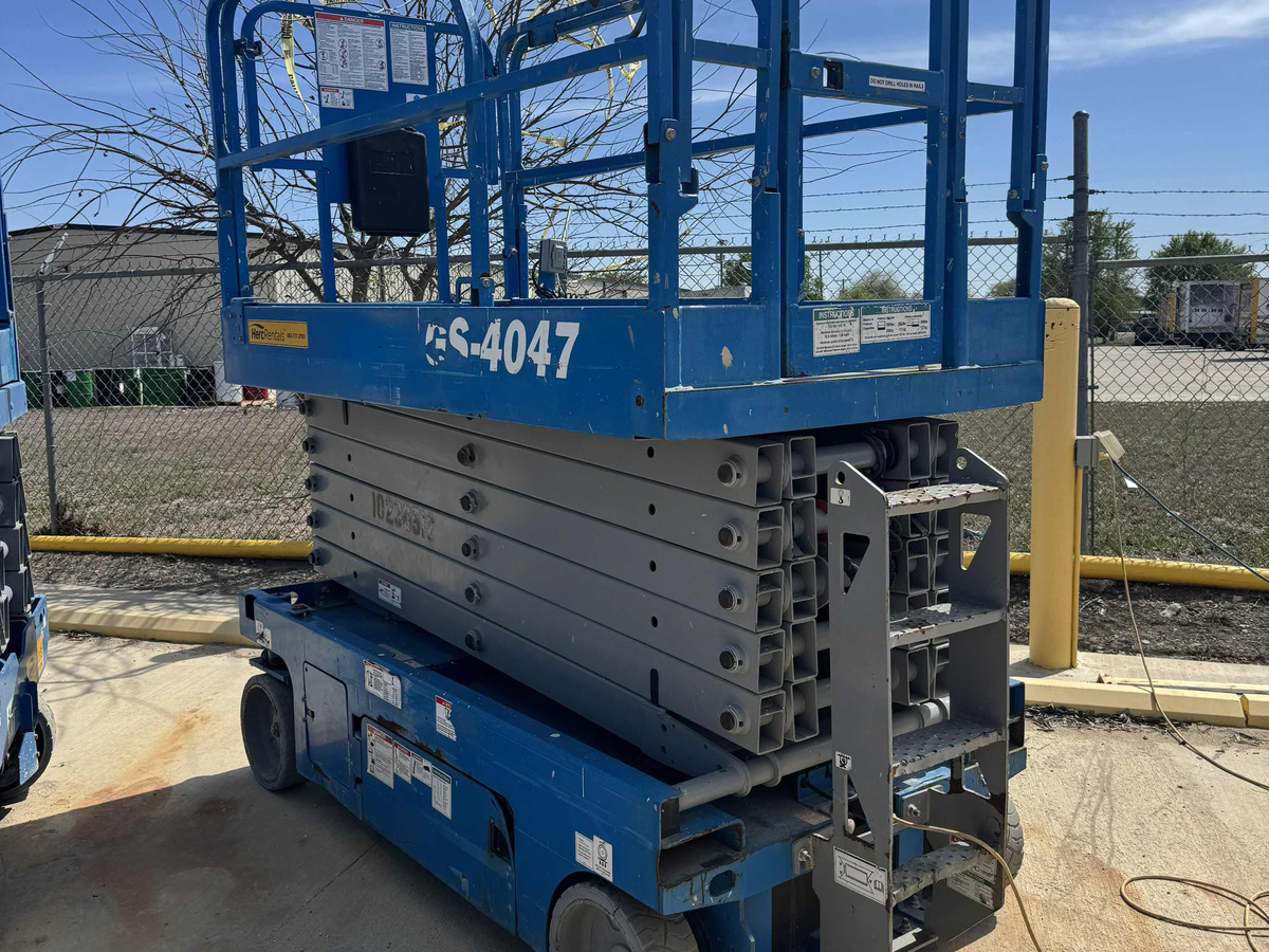 2018 Genie GS-4047-6