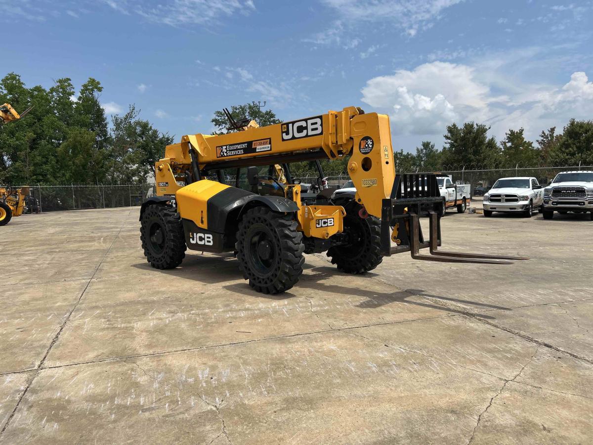 2021 JCB 507-42-6