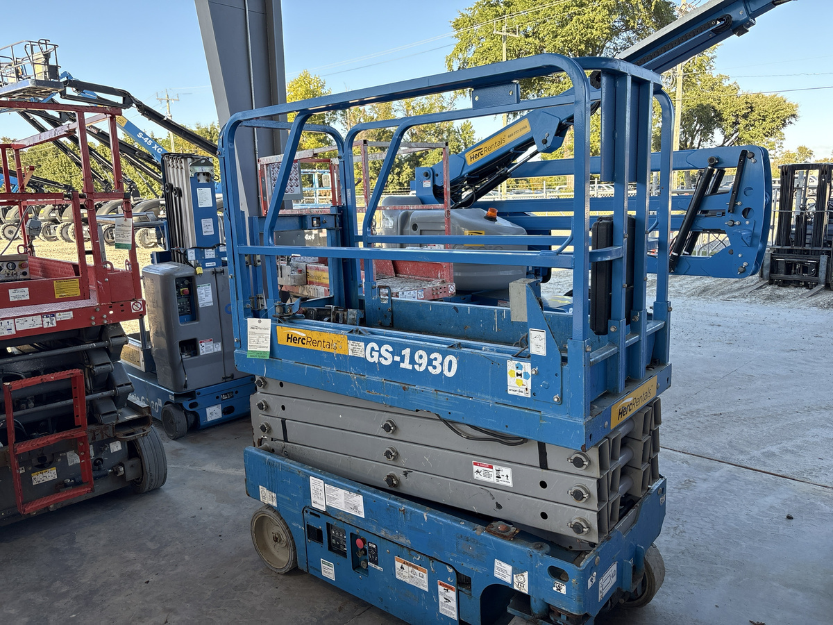 2019 Genie GS-1930