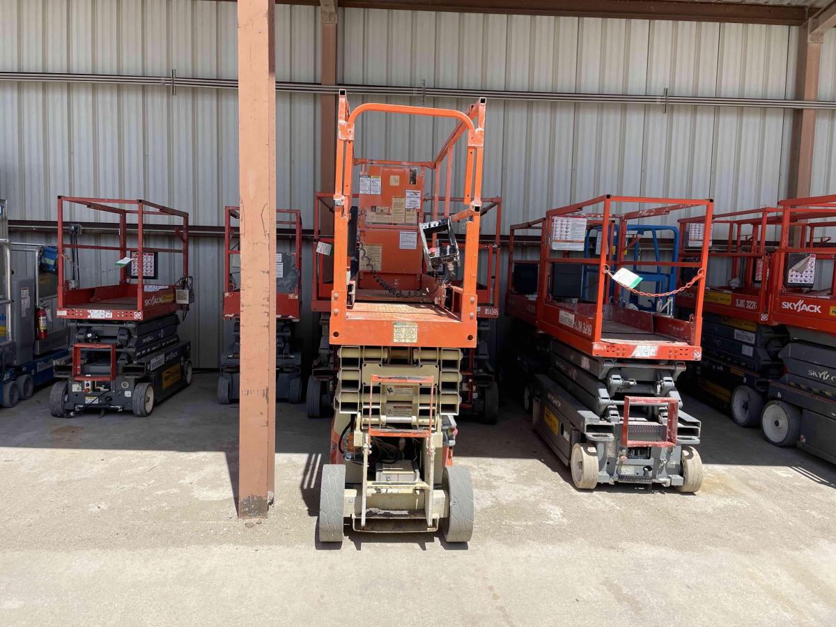 2015 JLG 2632ES