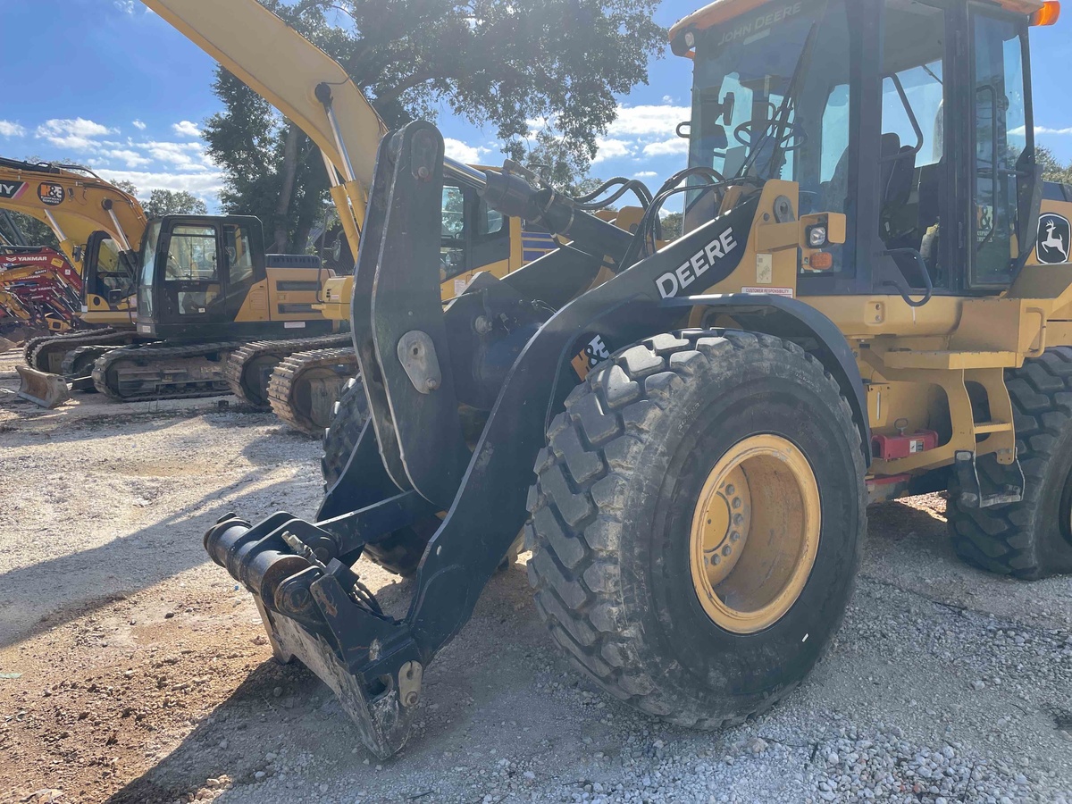 2021 John Deere 524 P