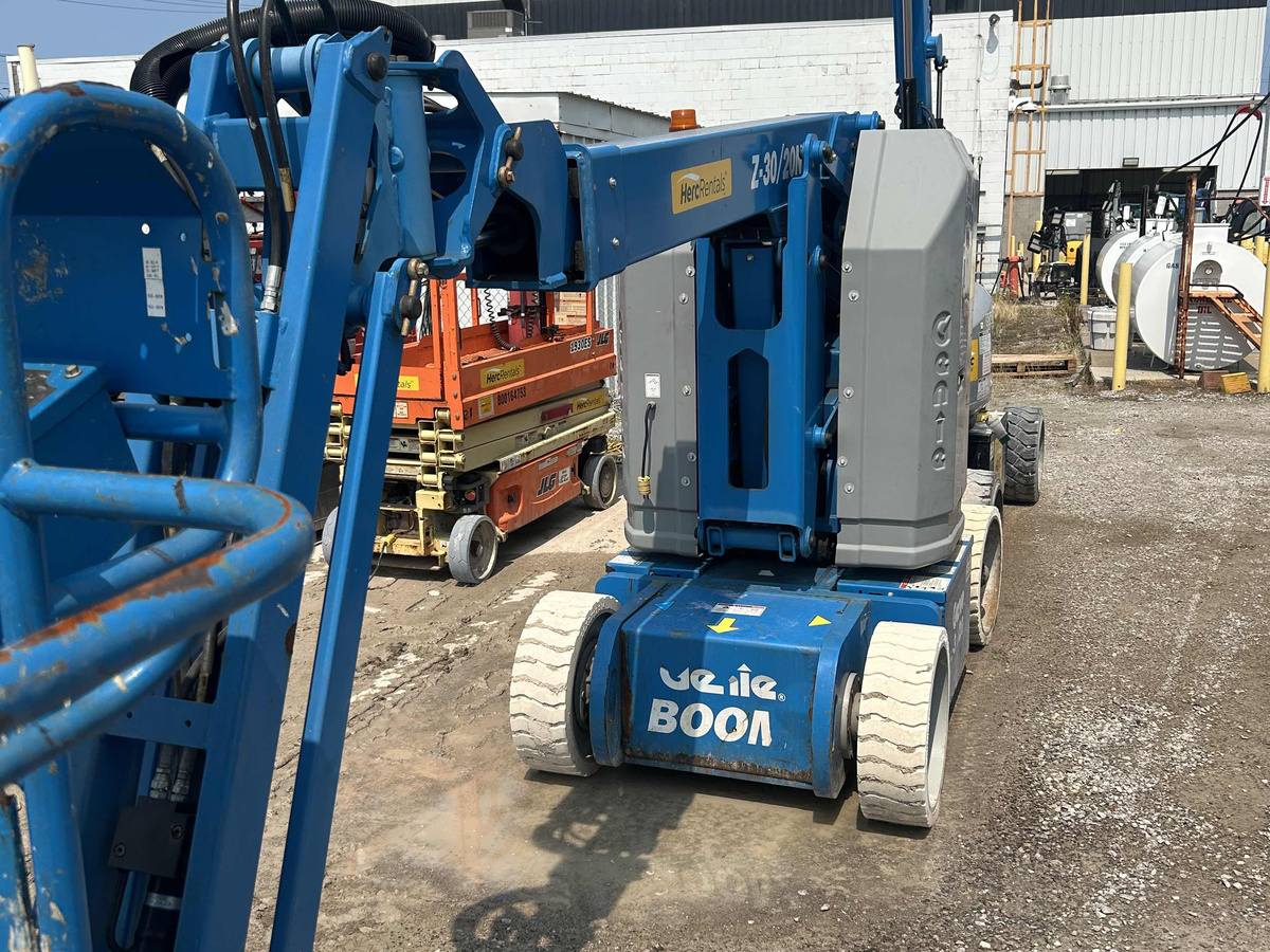 2015 Genie Z-30/20 N