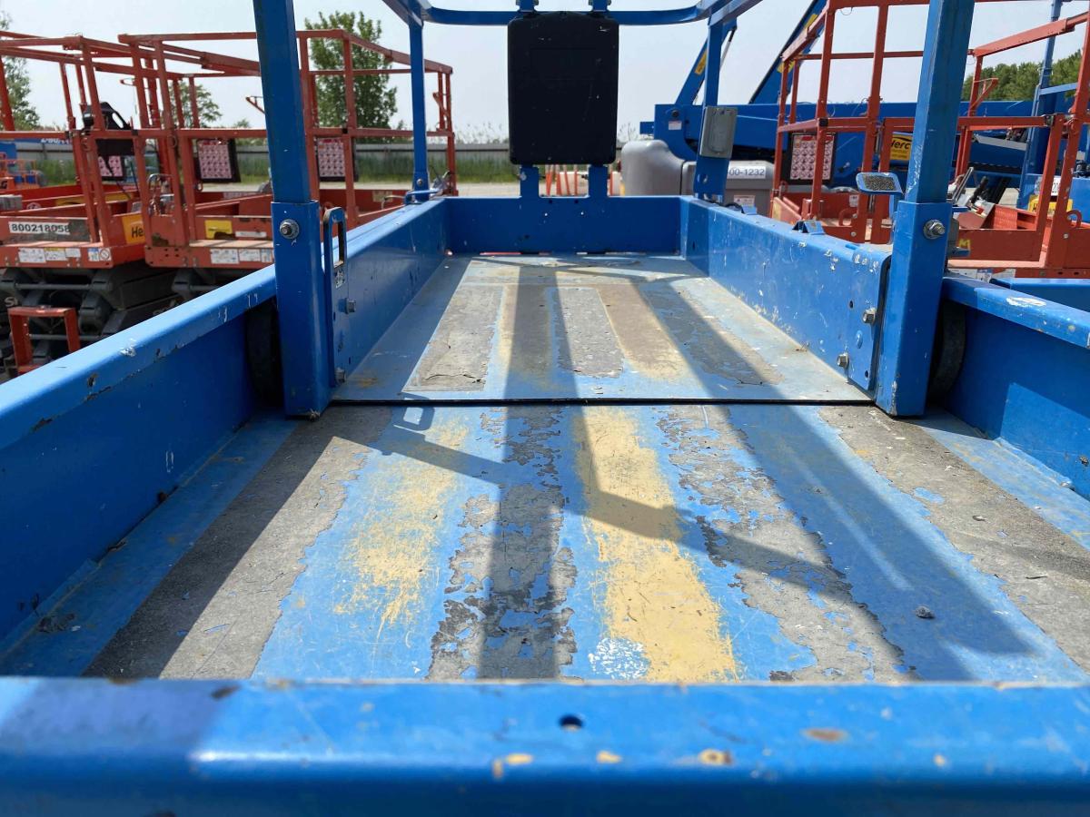 2017 Genie GS-3232-4