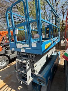 2017 Genie GS-3246