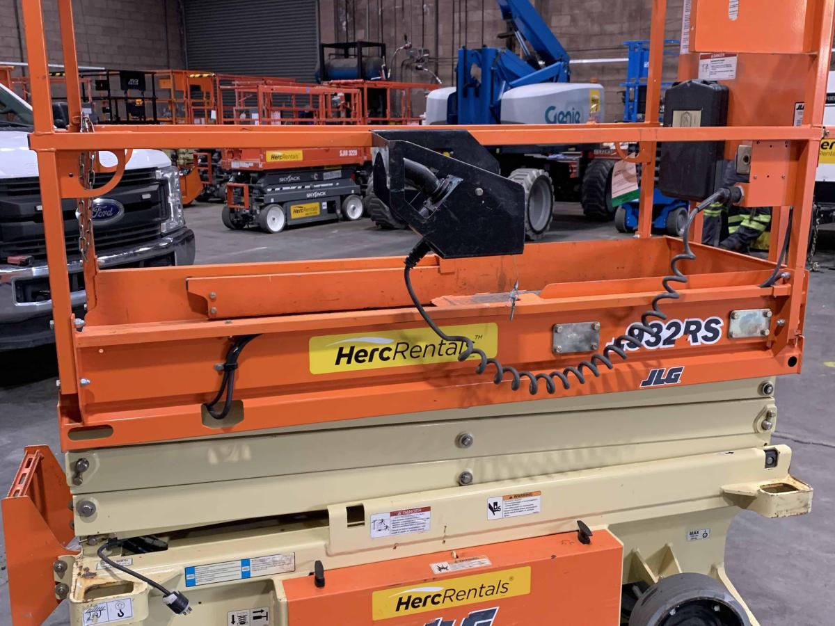 2016 JLG 1932RS