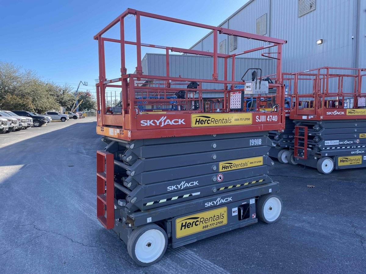 2019 Skyjack SJ4740-4
