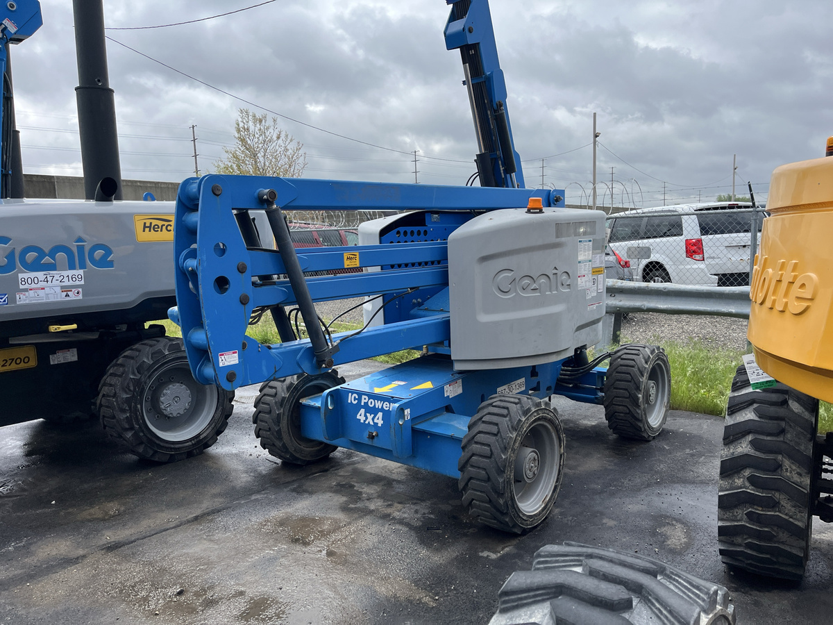 2018 Genie Z-45/25J RT
