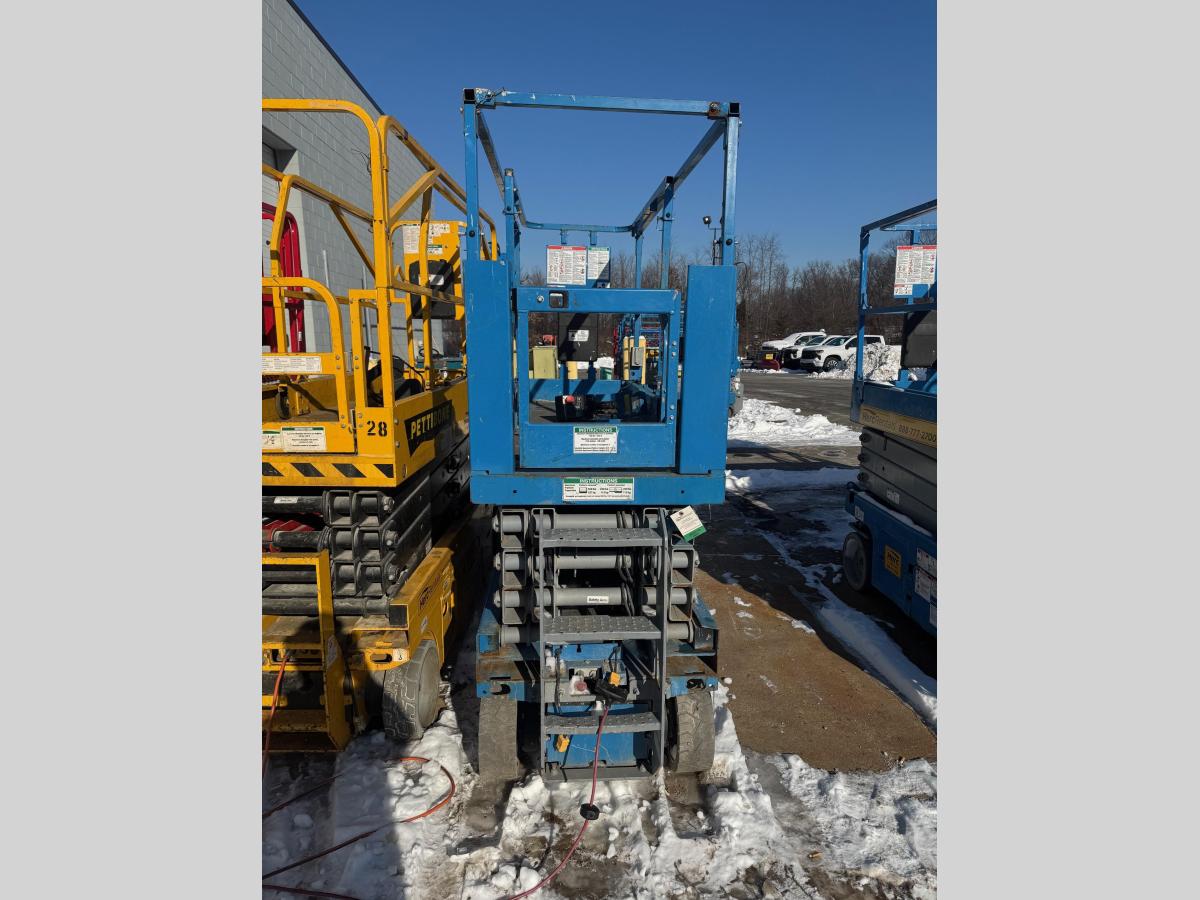 2017 Genie GS-2632