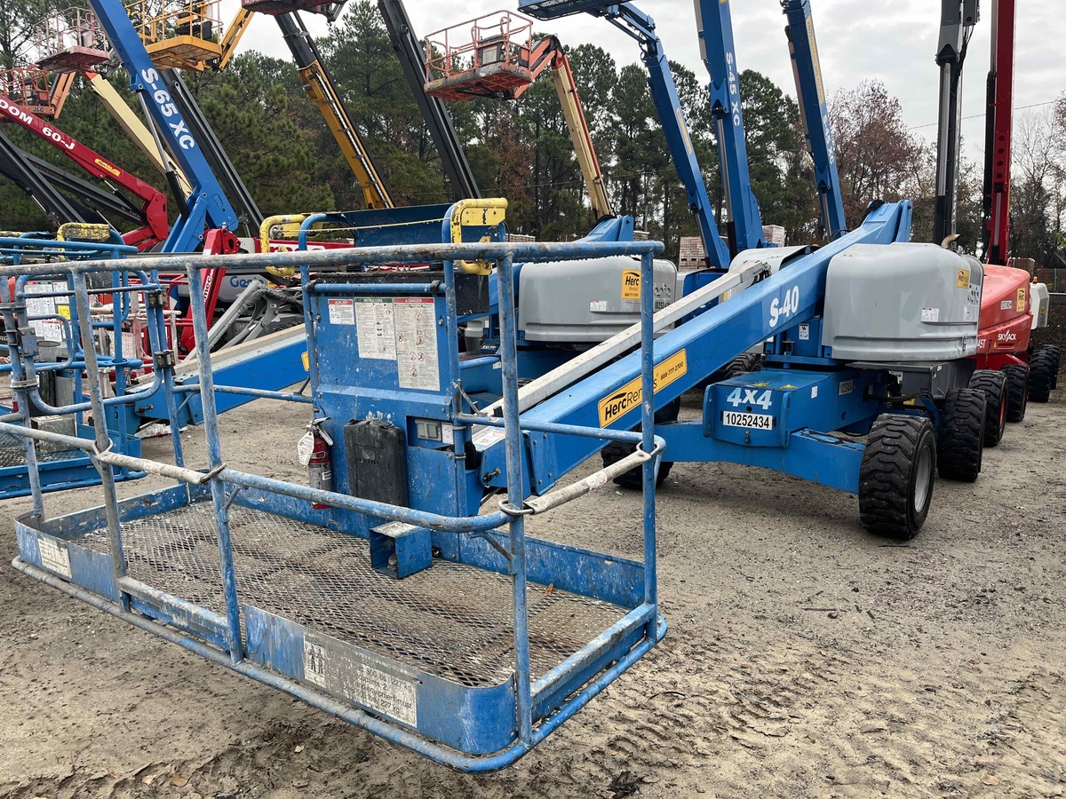 2018 Genie S-40