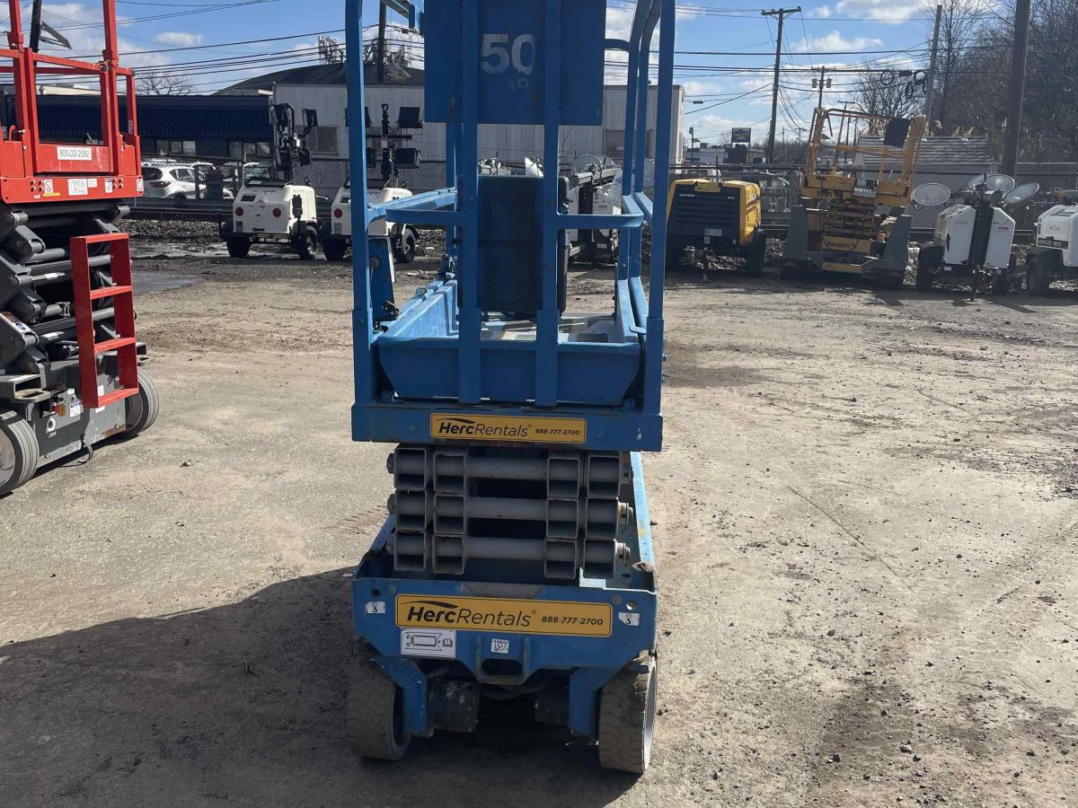 2016 Genie GS-1930