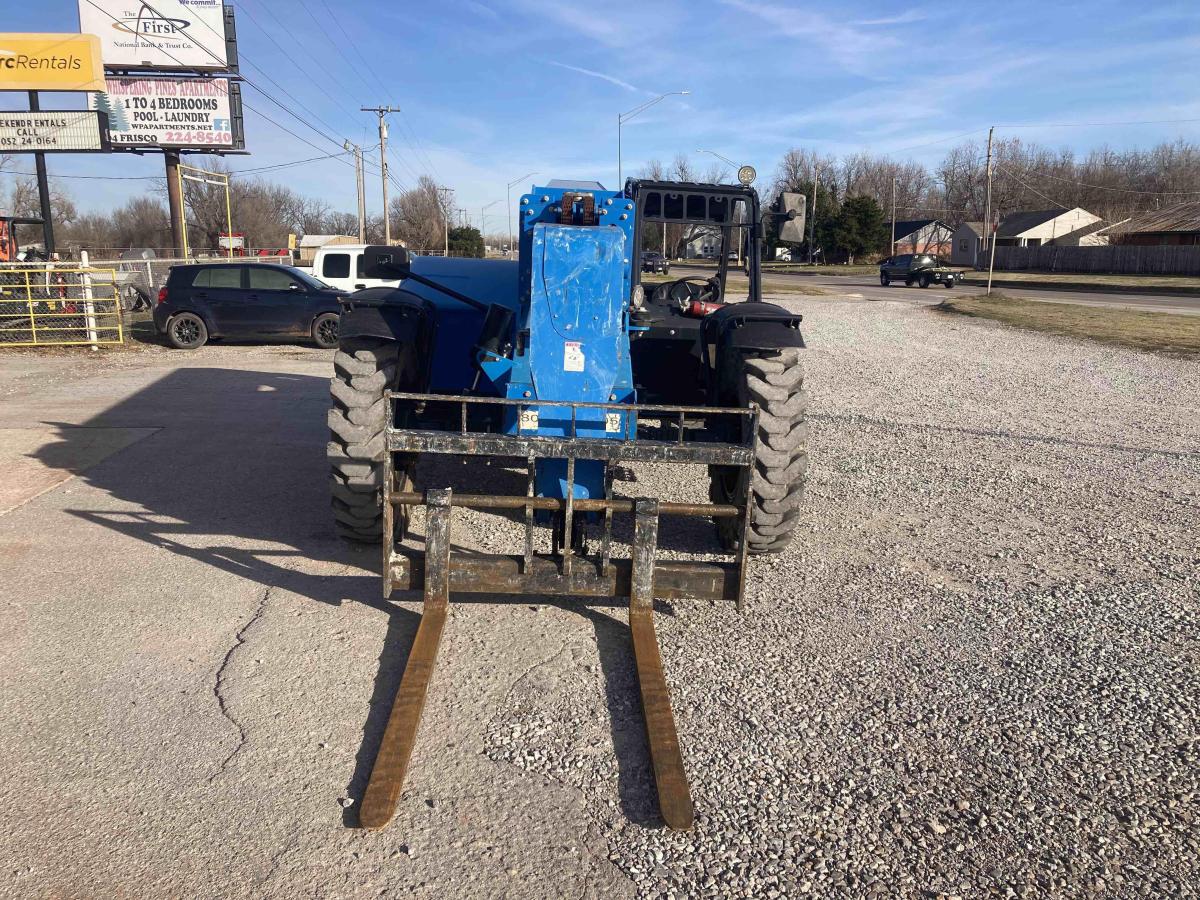 2018 Genie GTH 844