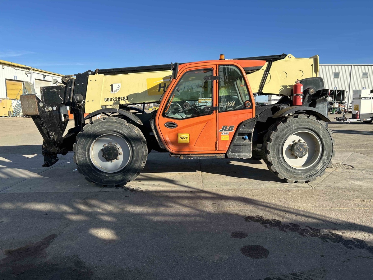 2018 JLG 1255-2