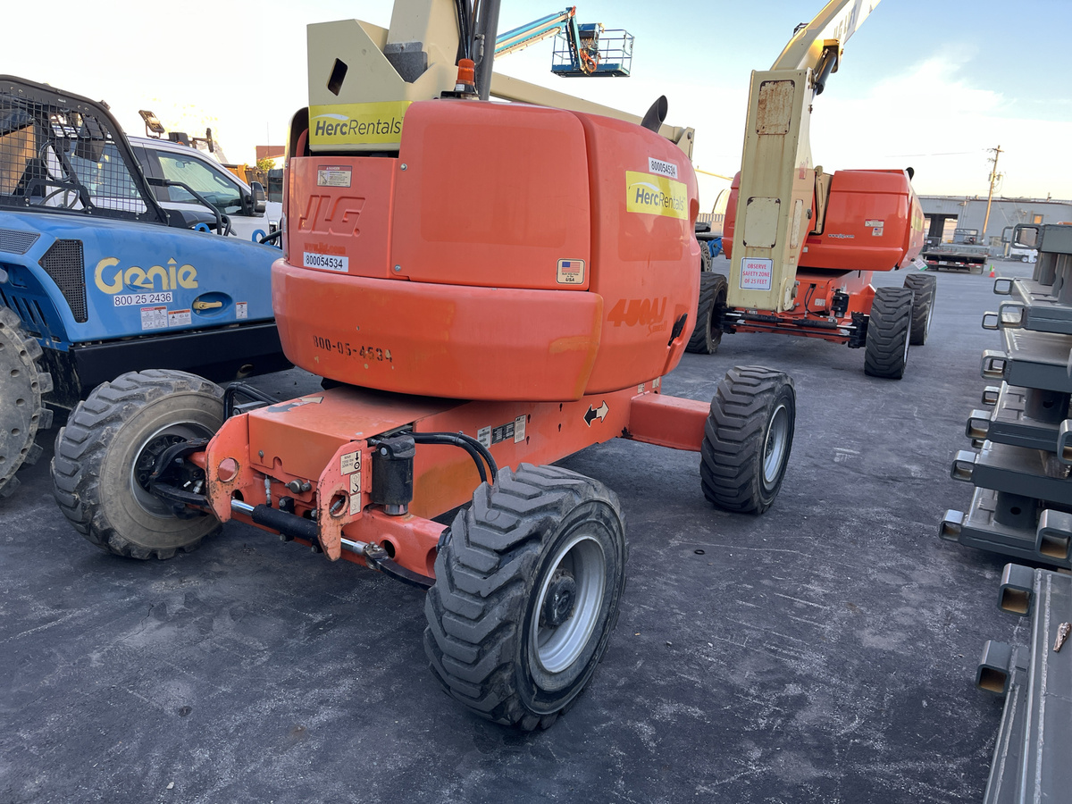 2015 JLG 450AJ-2